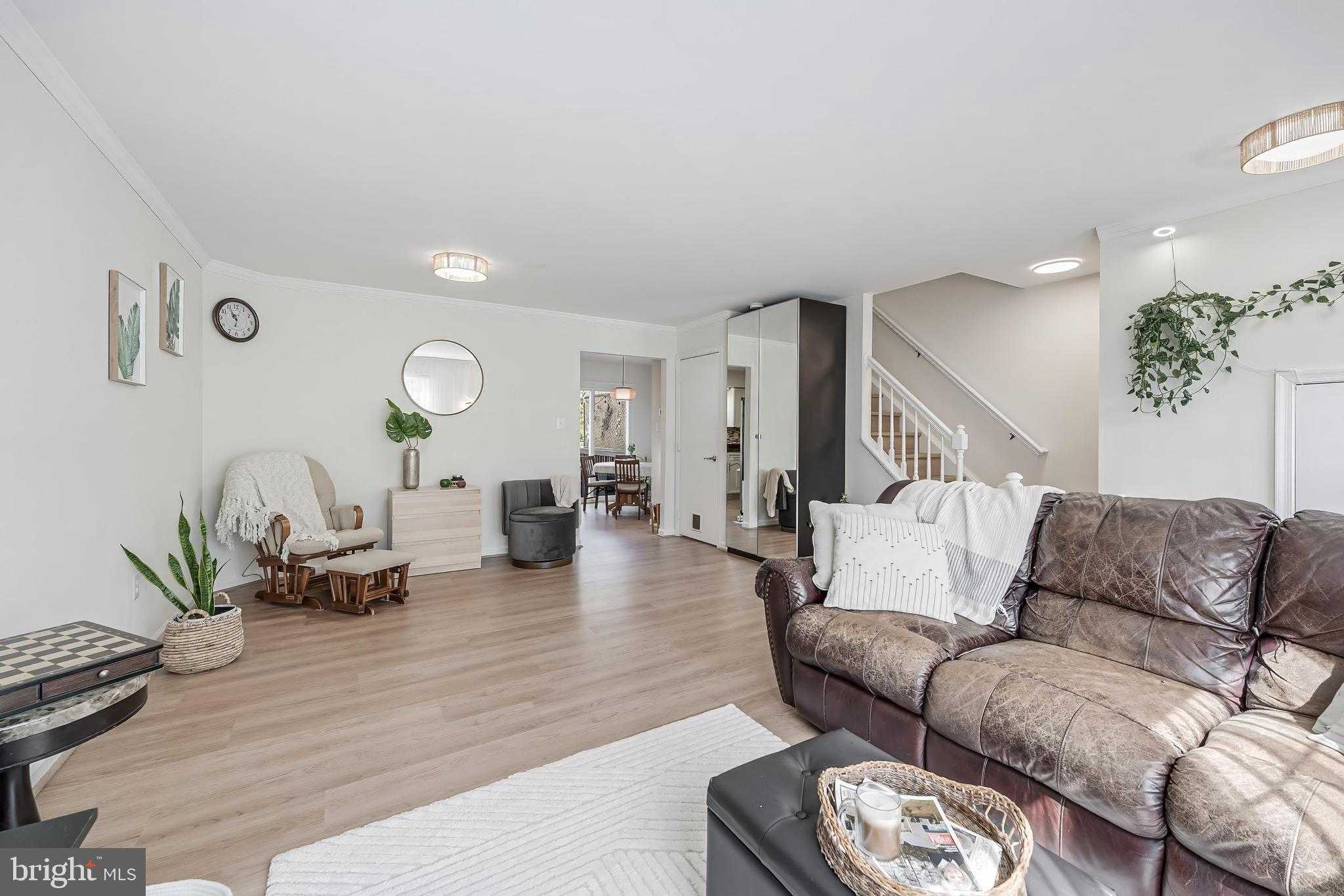 627 Warrenton Ter NE photo 6