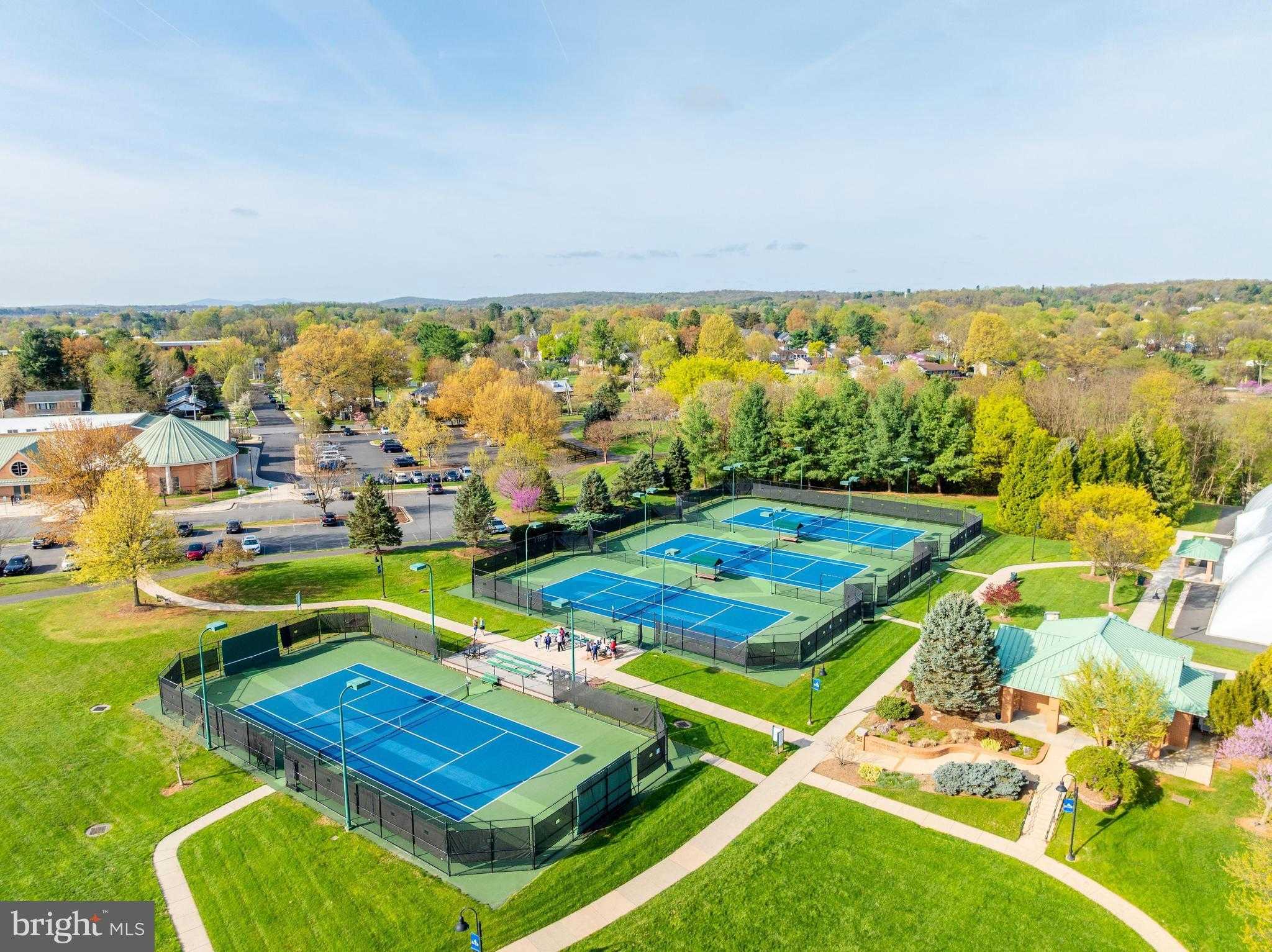 627 Warrenton Ter NE photo 61