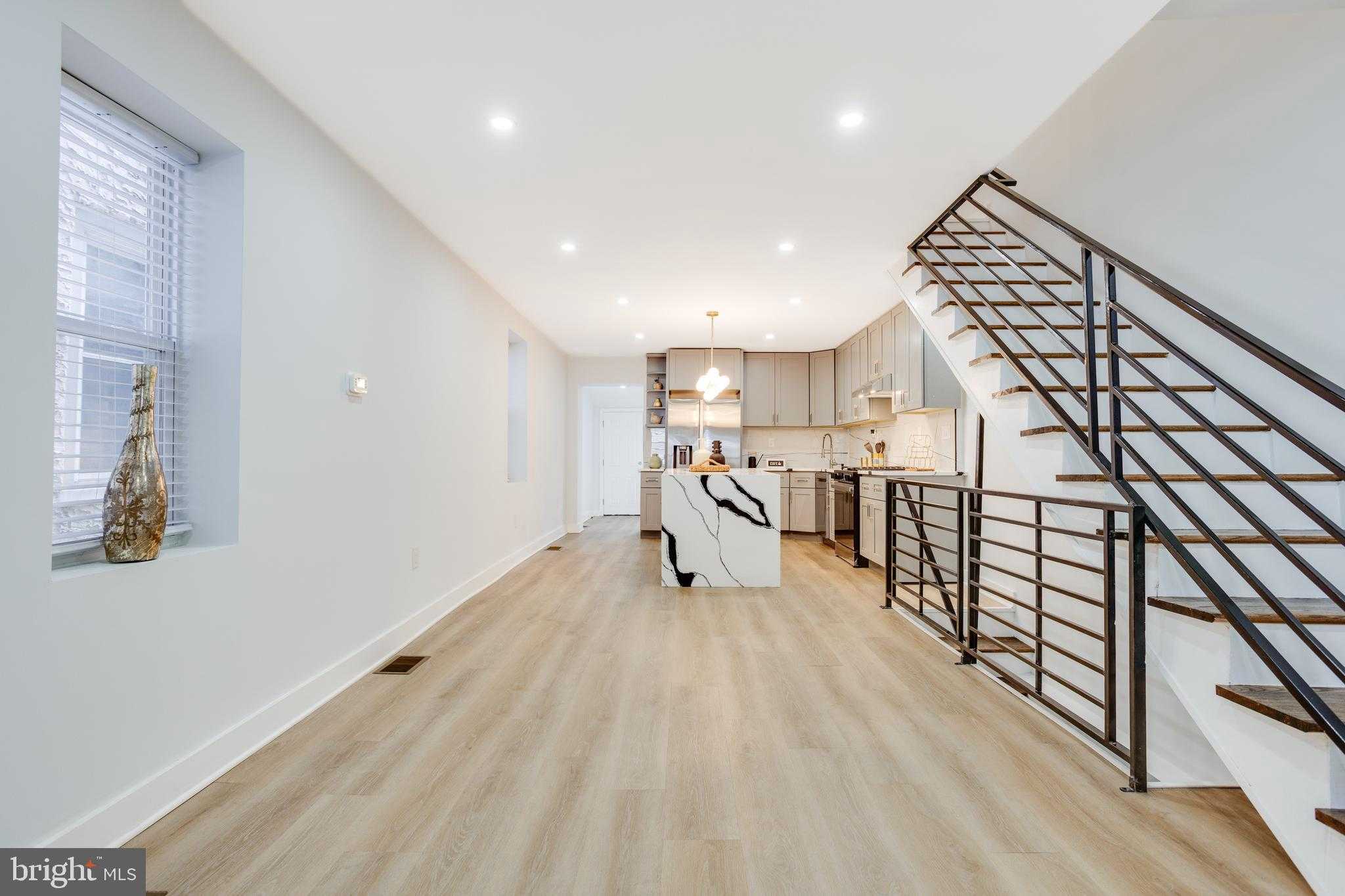 4531 Ditman St photo 10