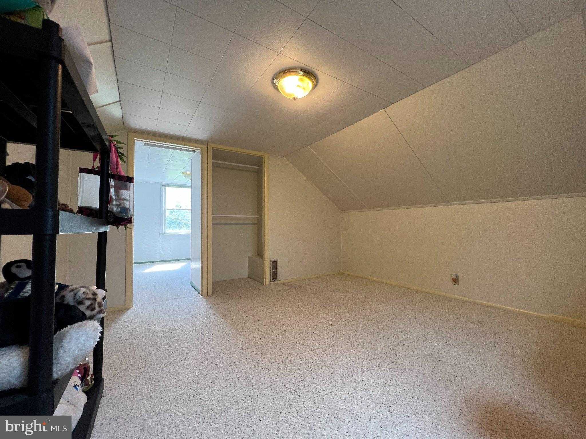 521 Brenneman Dr photo 13