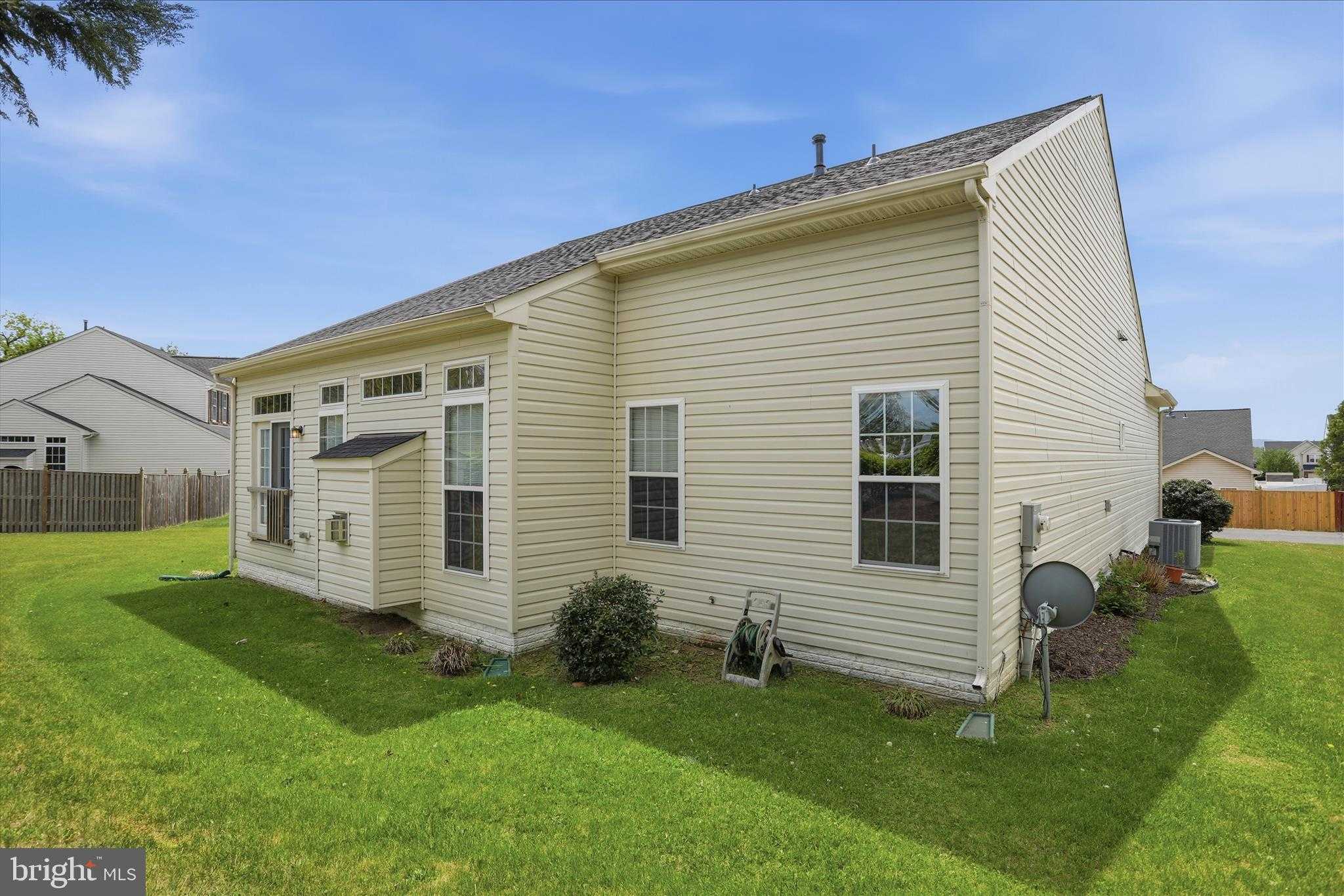 229 Stephens Run St photo 36