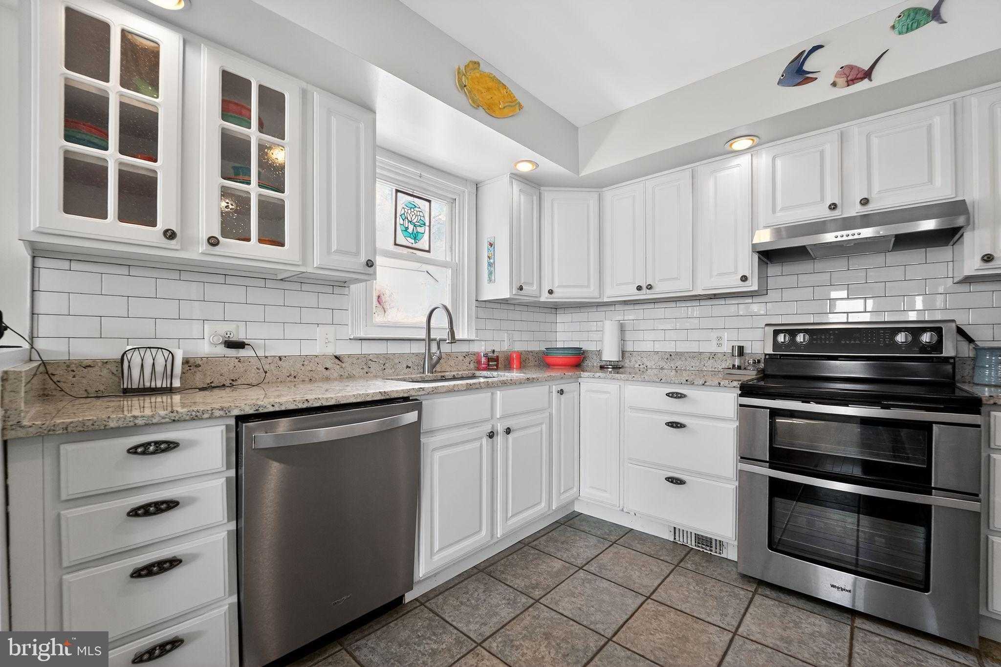 1400 Burke Rd photo 13