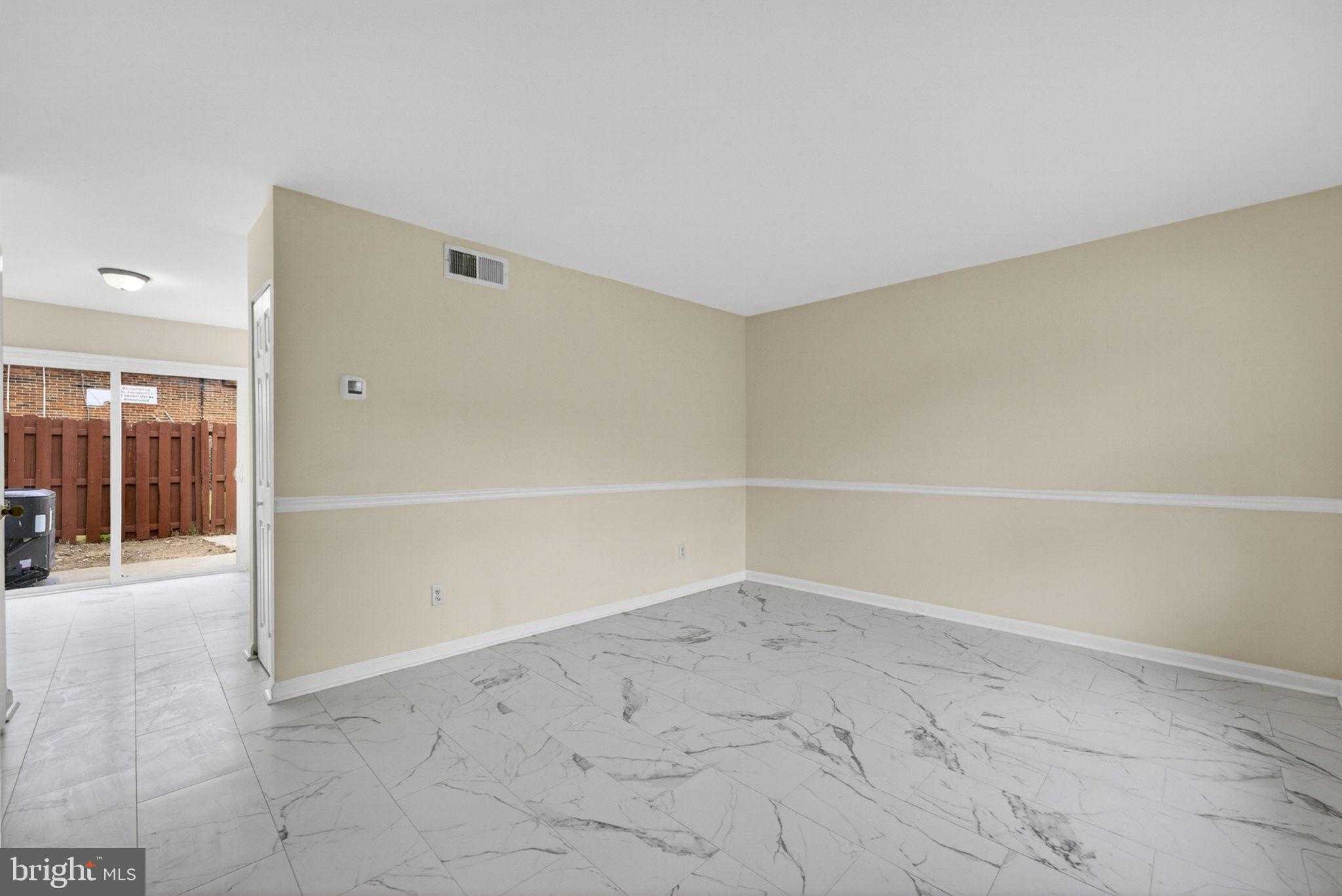 104 Hickok Cir photo 4