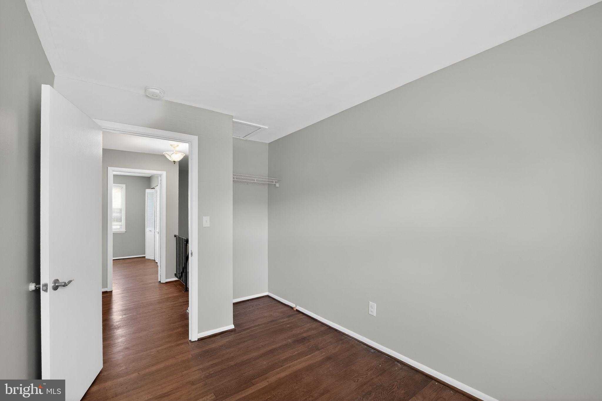 27 Terron CT photo 12