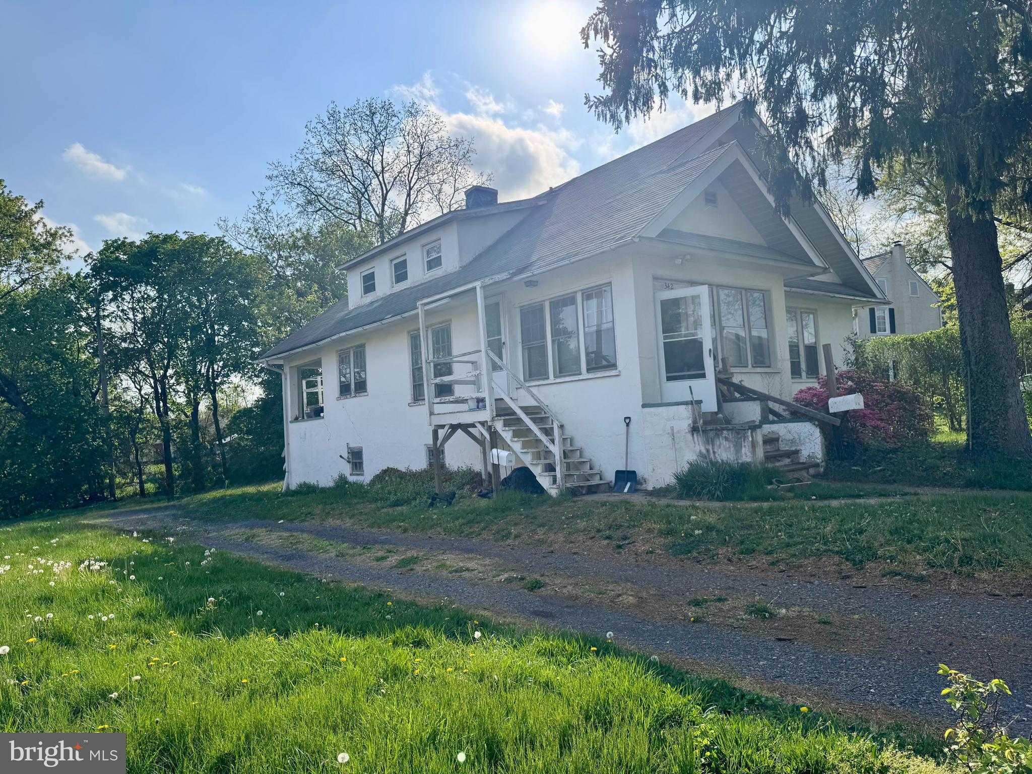 342 Perkiomen Ave photo 2