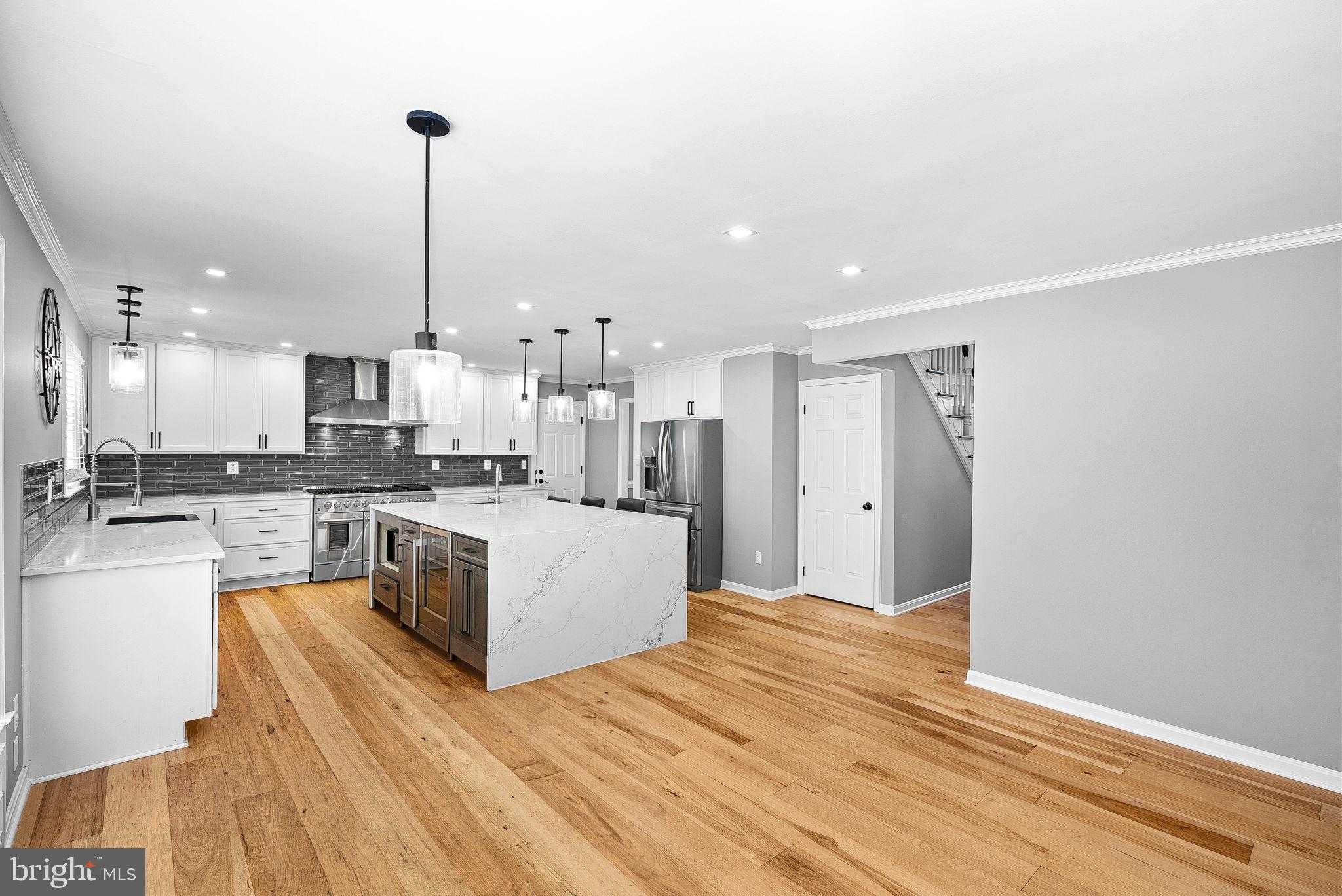 21247 Smokehouse CT photo 7