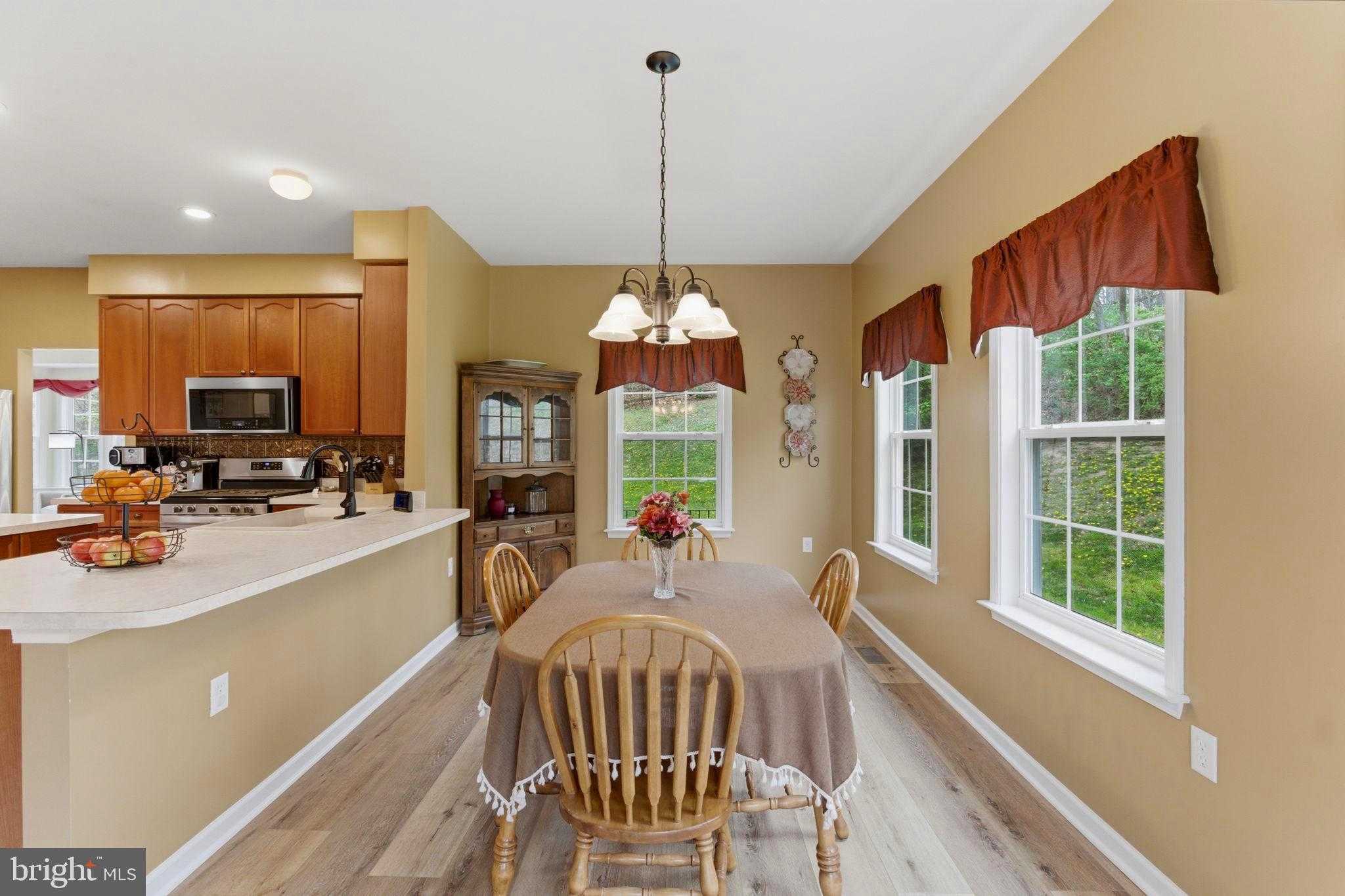 369 Rotterham Dr photo 19