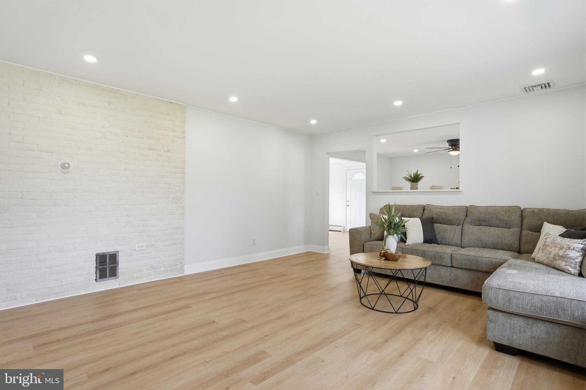 7 Wildflower Rd photo 6