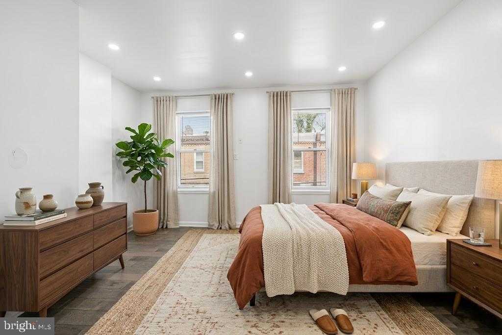 2310 Fernon St photo 15