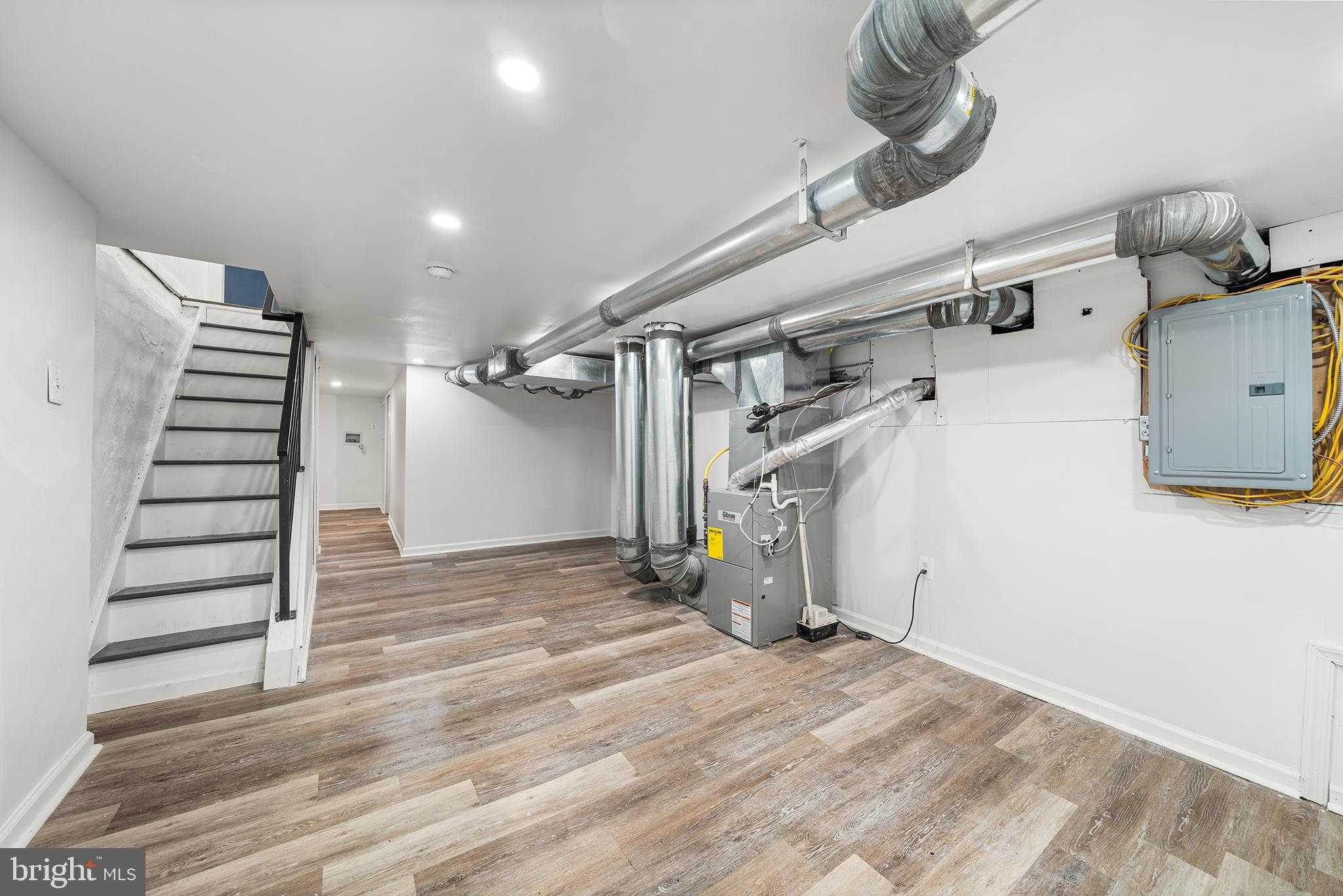 2310 Fernon St photo 22