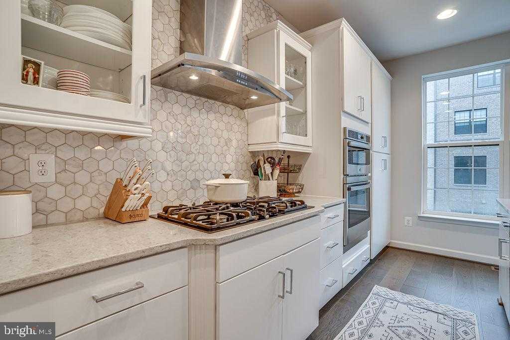 518 Triggerfish Dr # 476 photo 12