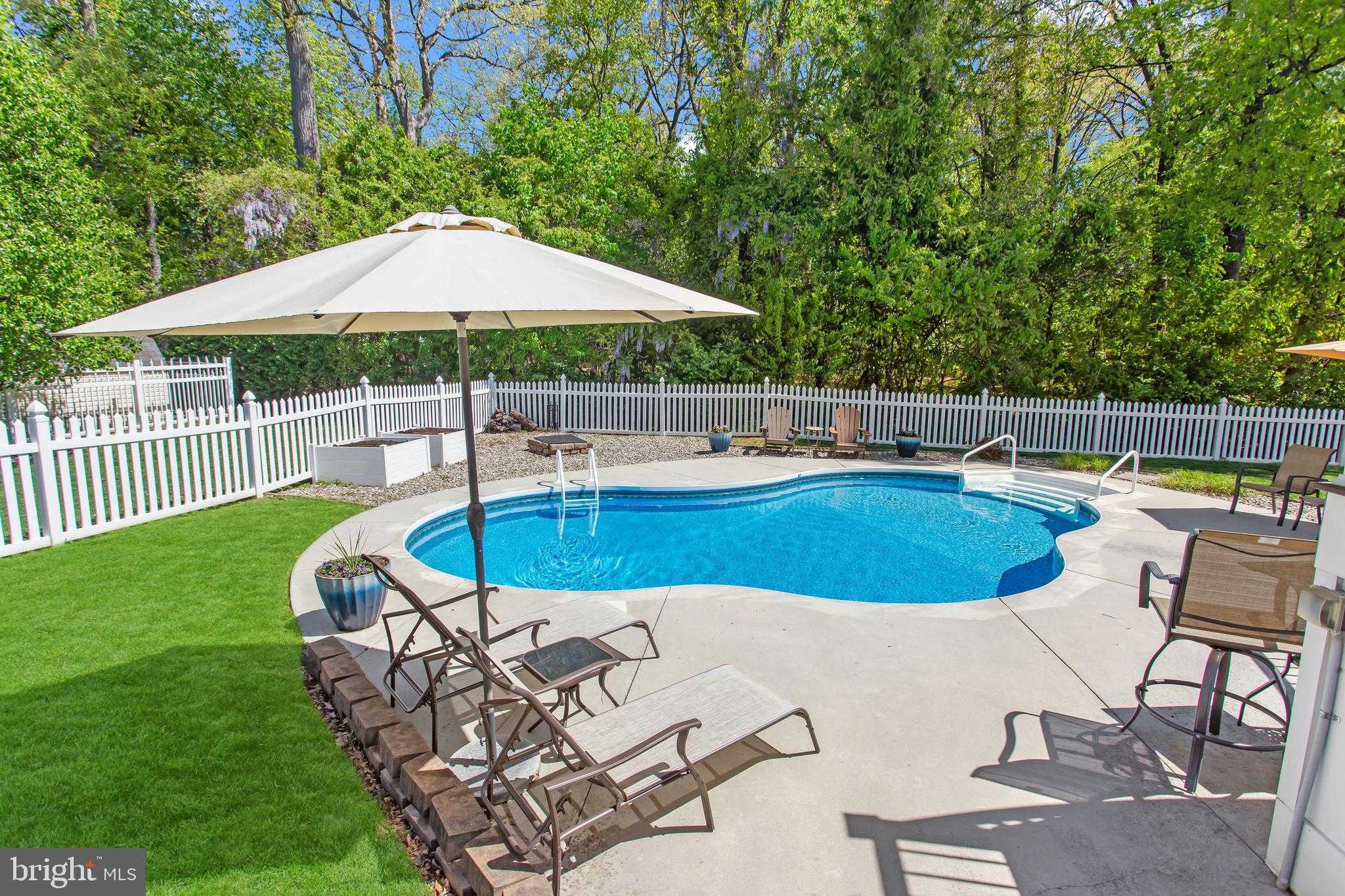 38 Firmin Way photo 54