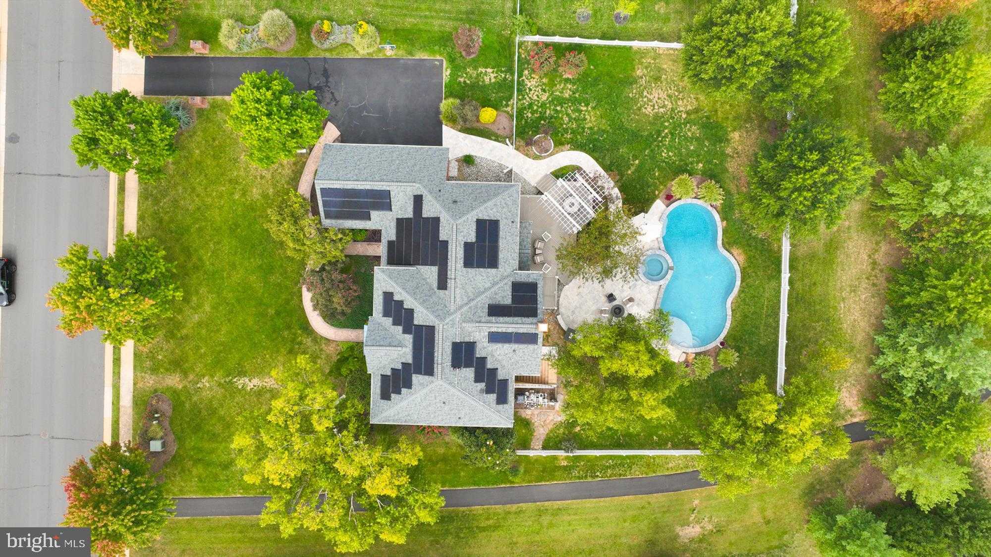 20014 Belmont Station Dr photo 2