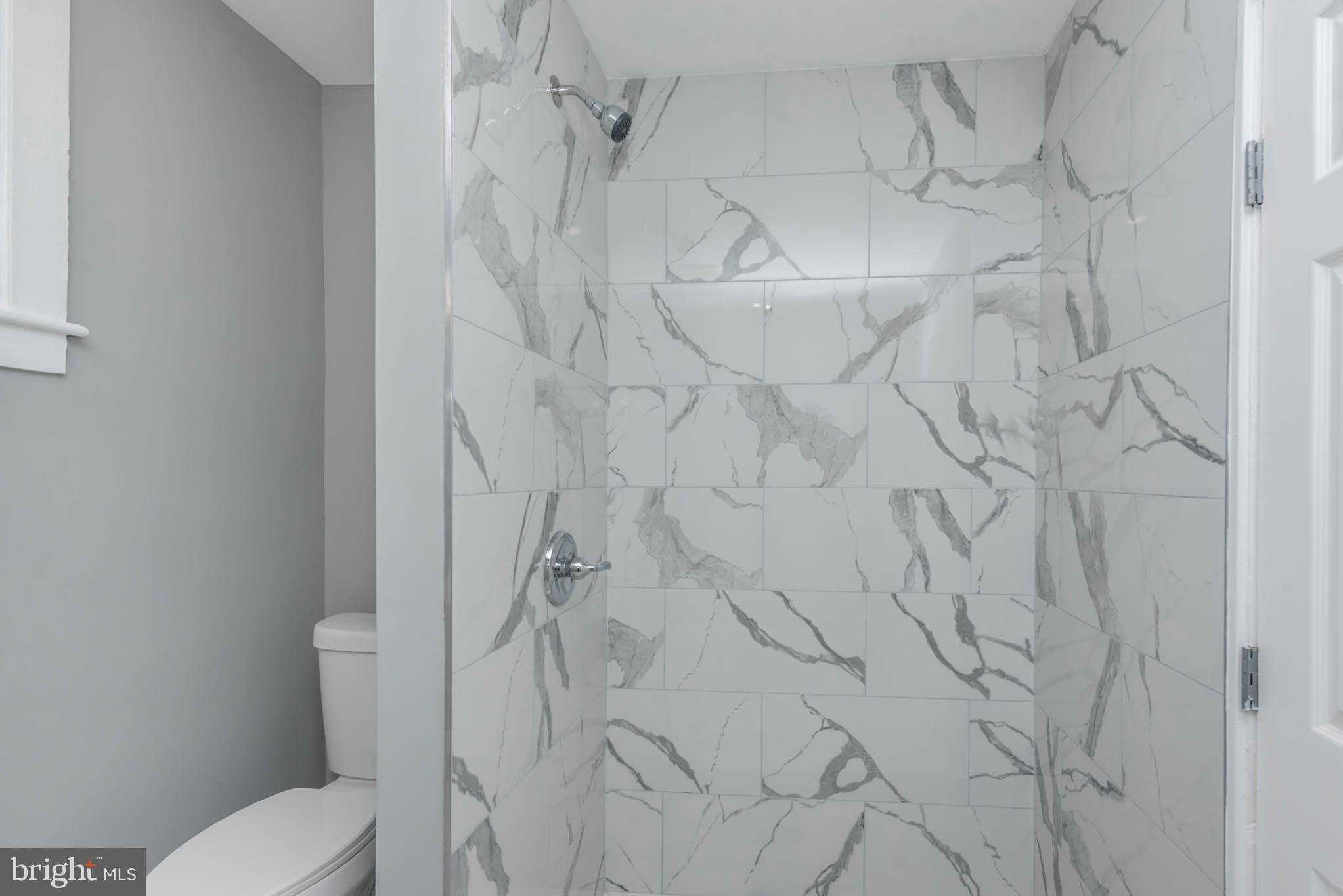 4662 Kernwood Ave photo 16