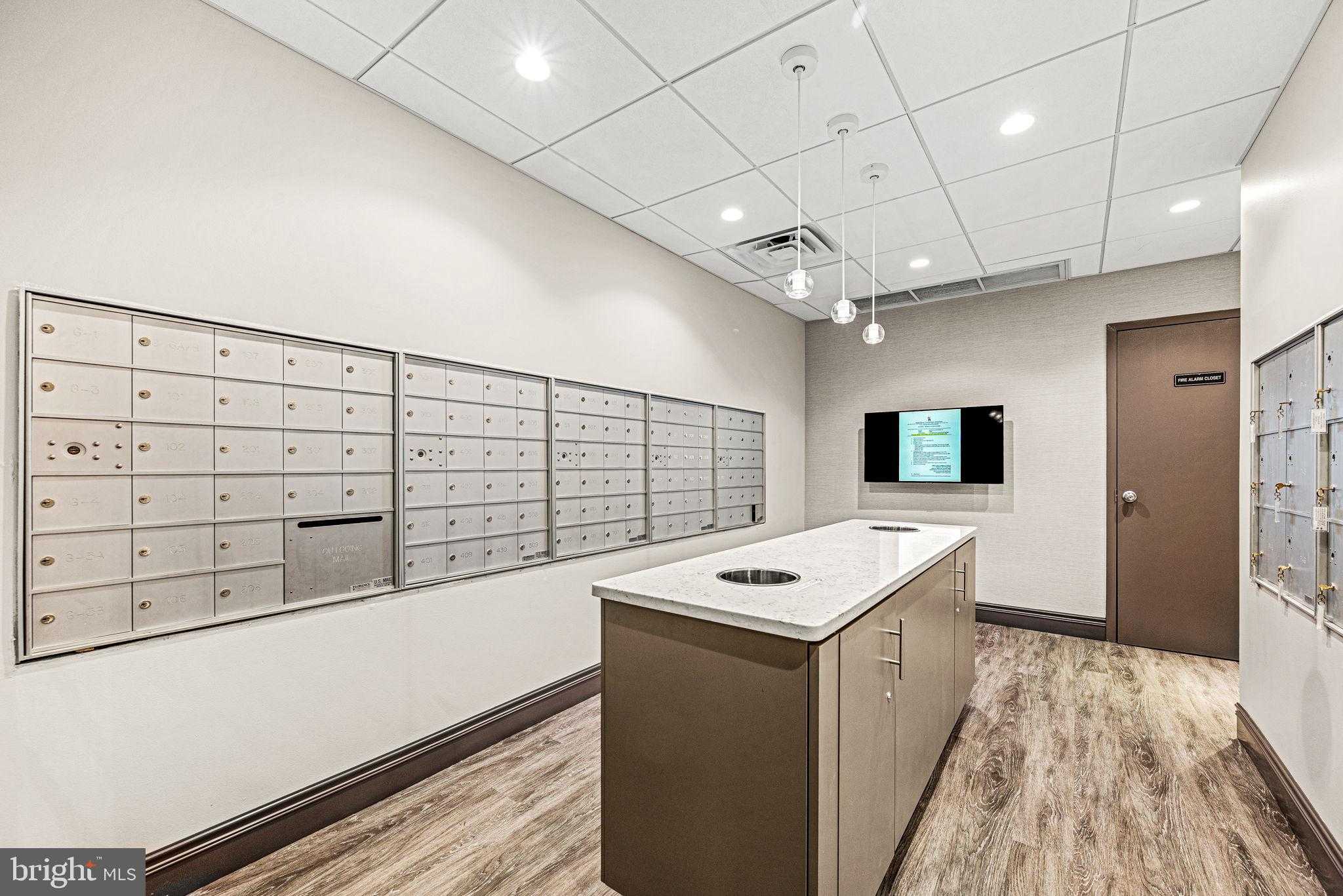 801 Yale Ave Apt 511 photo 21