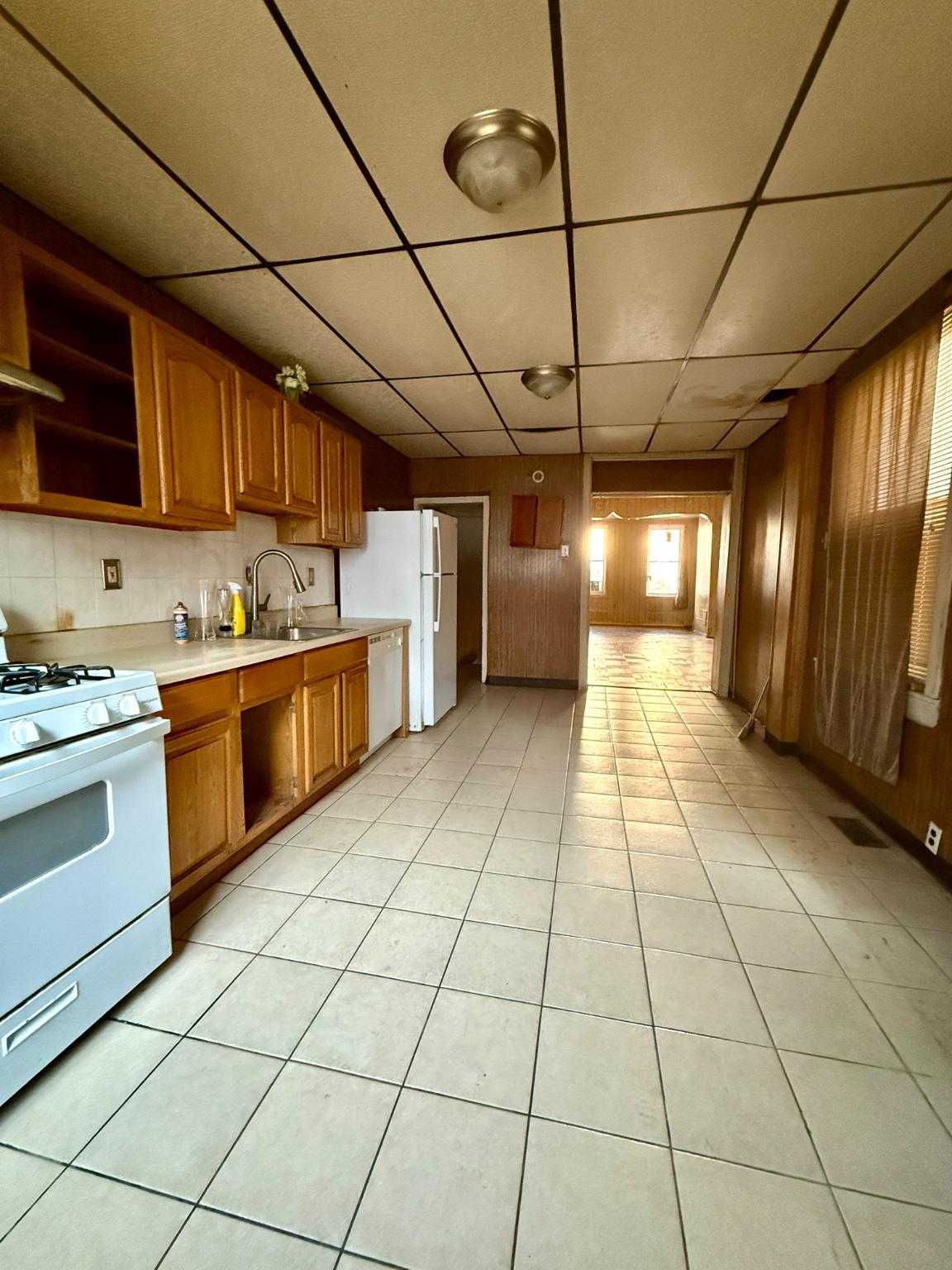 1320 S 18th St photo 9