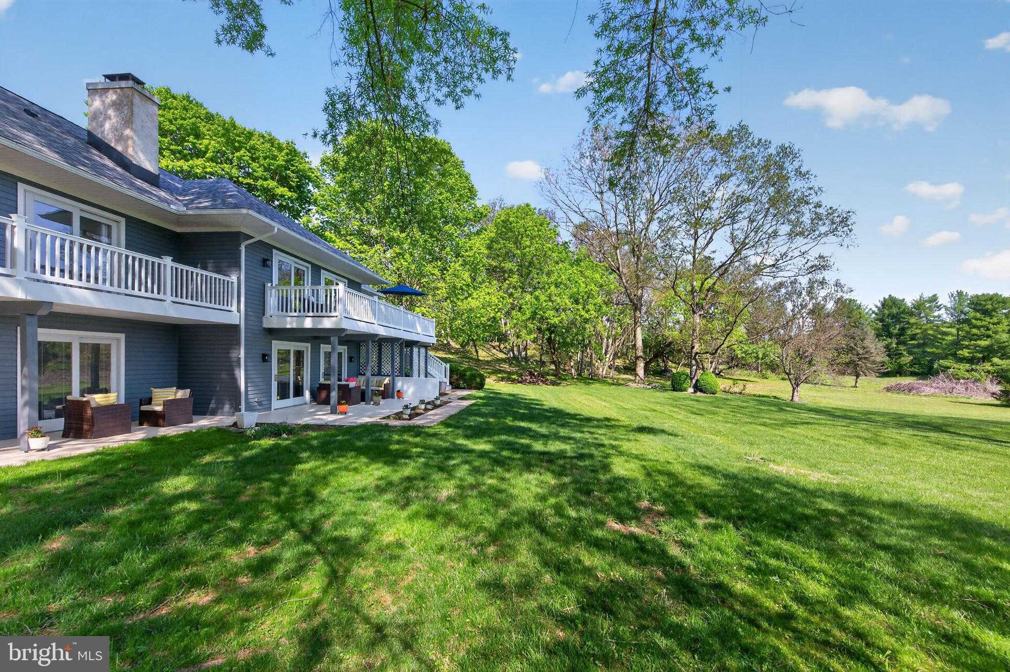 250 Meadow Ridge Dr photo 35