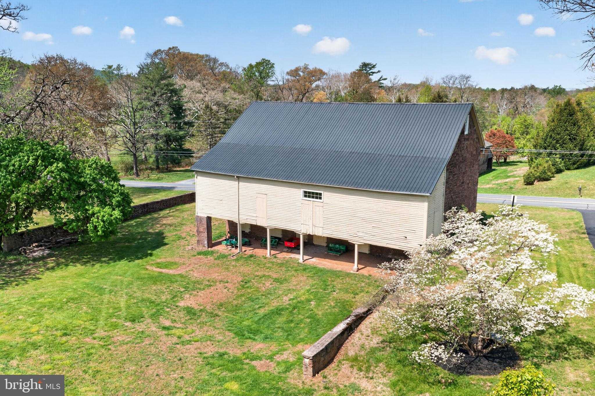 185 Black Matt Rd photo 32