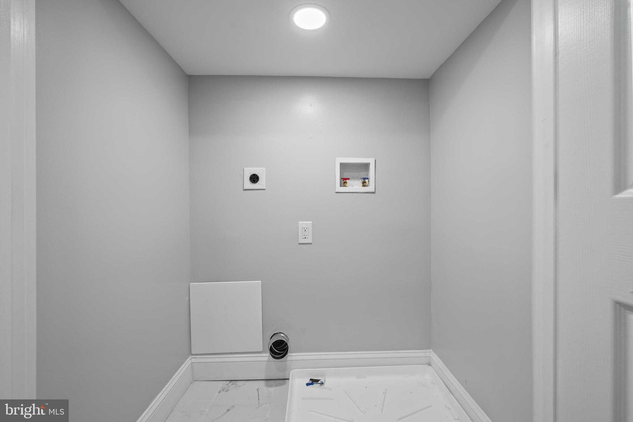 605 N Bentalou St photo 12