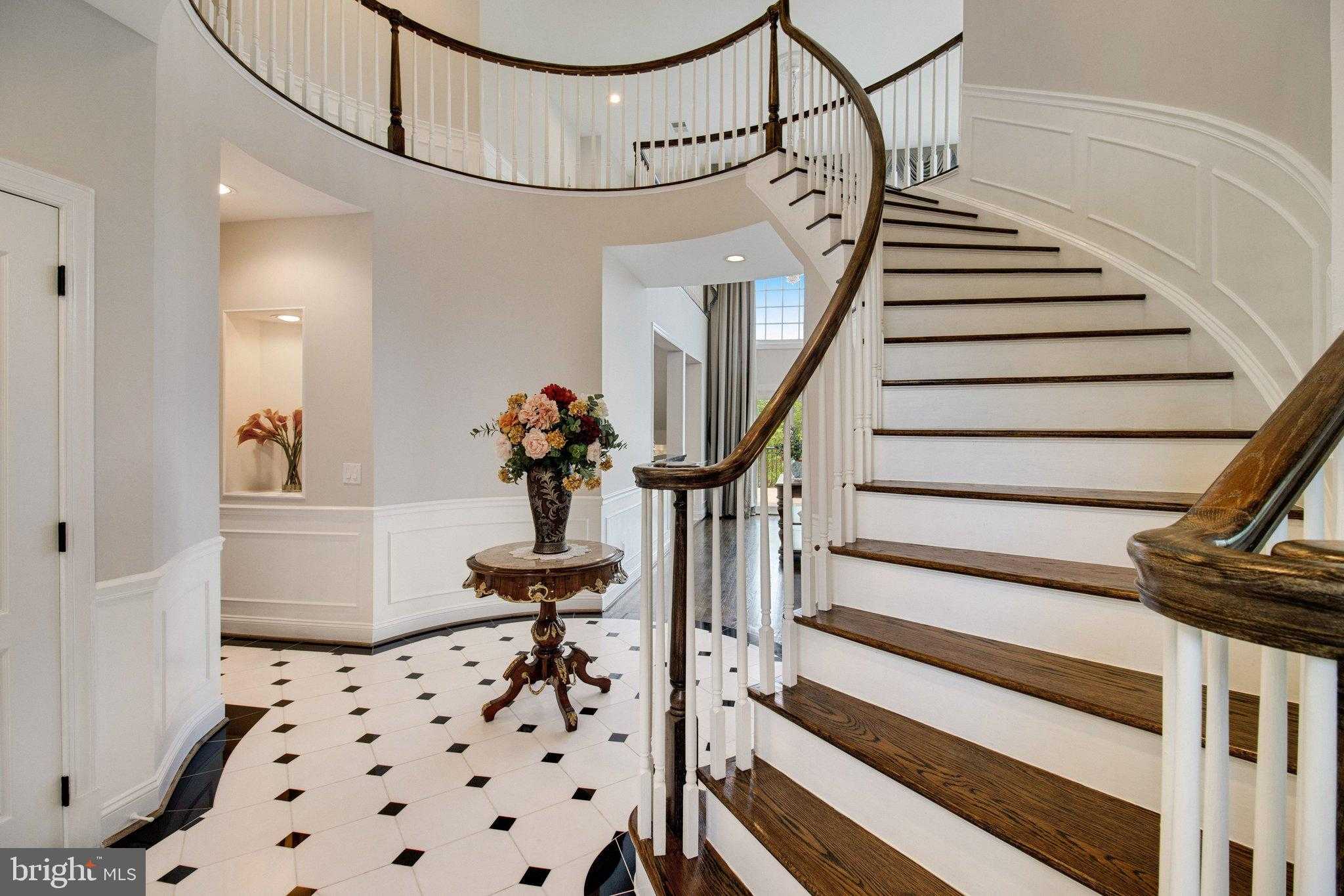 608 Nalls Farm Way photo 6