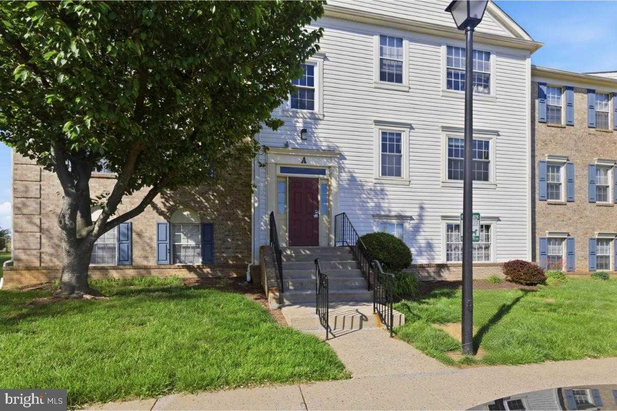 1403 Key Pkwy # 201 photo 1