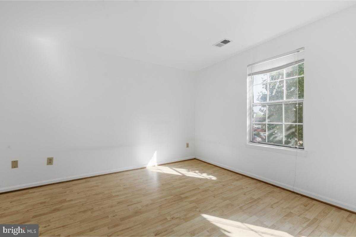 1403 Key Pkwy # 201 photo 14