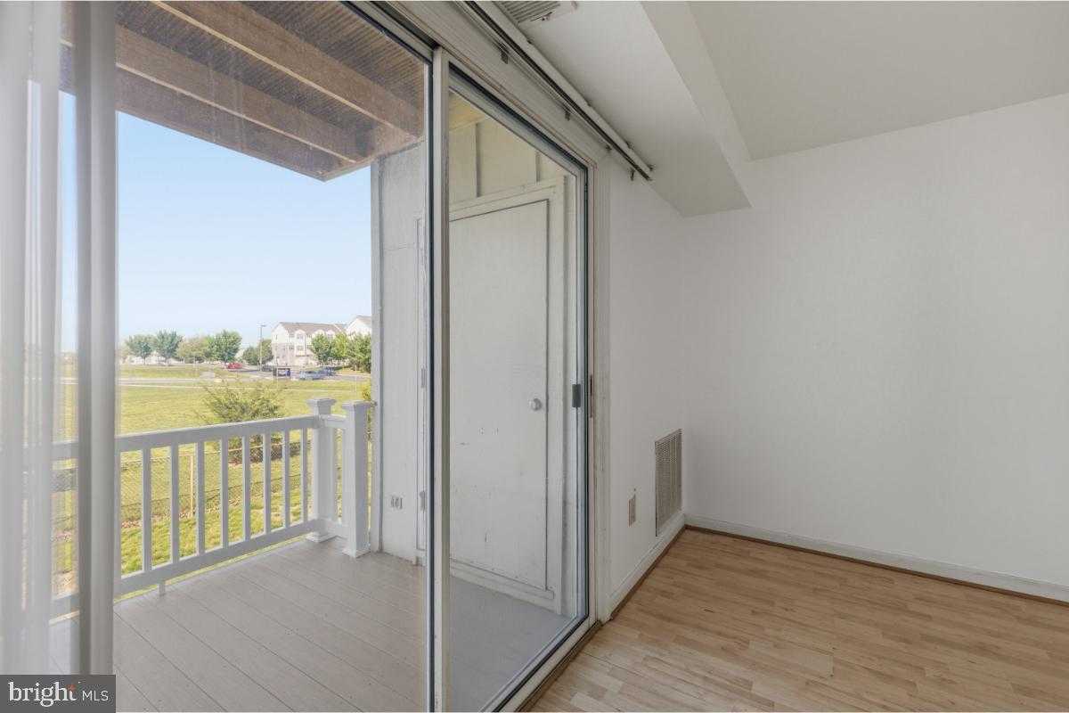 1403 Key Pkwy # 201 photo 6