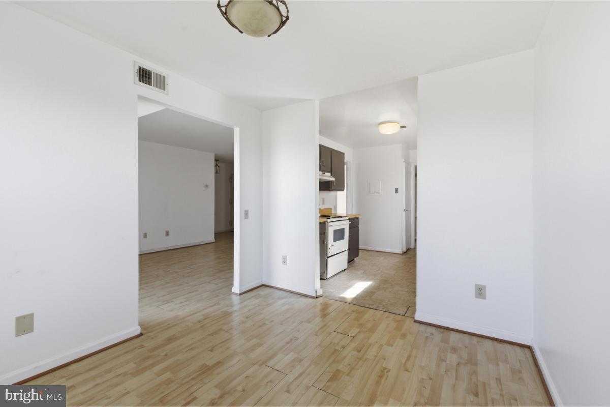 1403 Key Pkwy # 201 photo 7