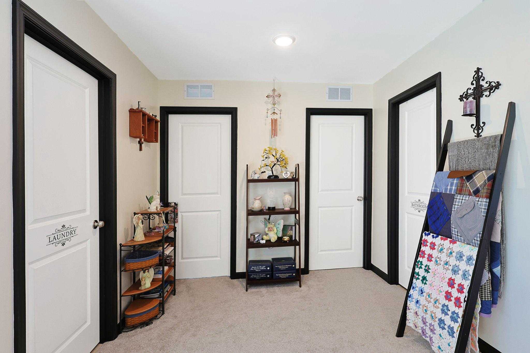 1561 N Lakewood Dr photo 35