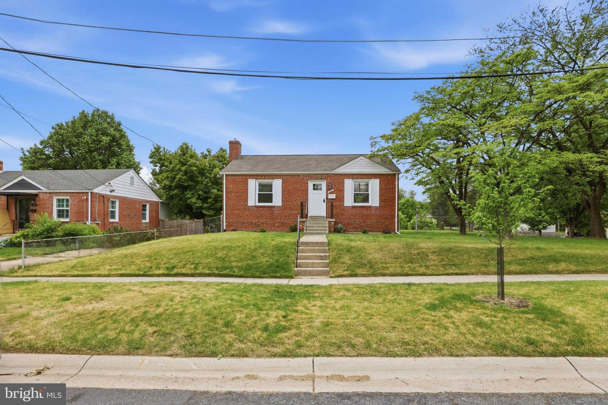 10814 Stella CT photo 1