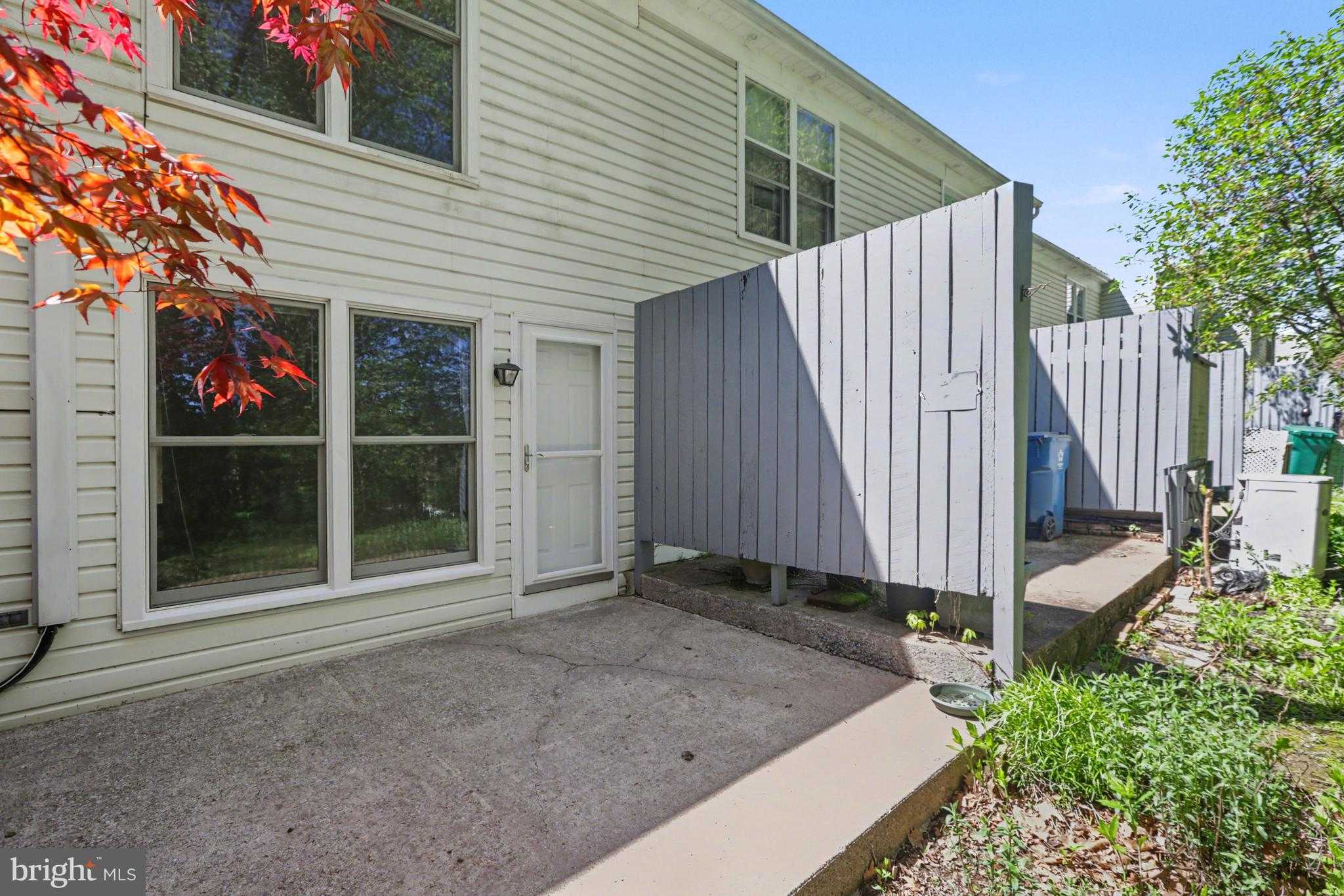 6239 Stanford CT photo 23