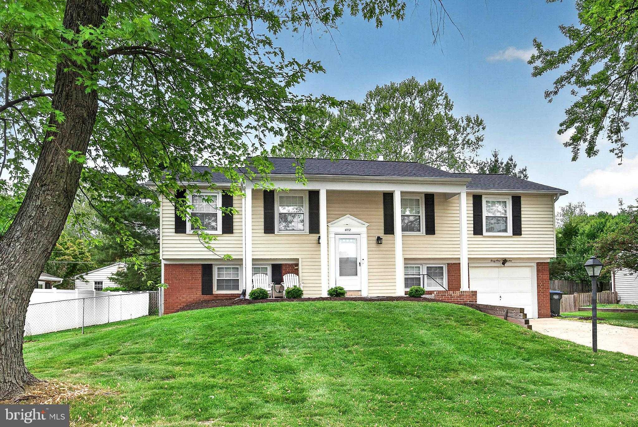 4112 Majestic Ln, Fairfax