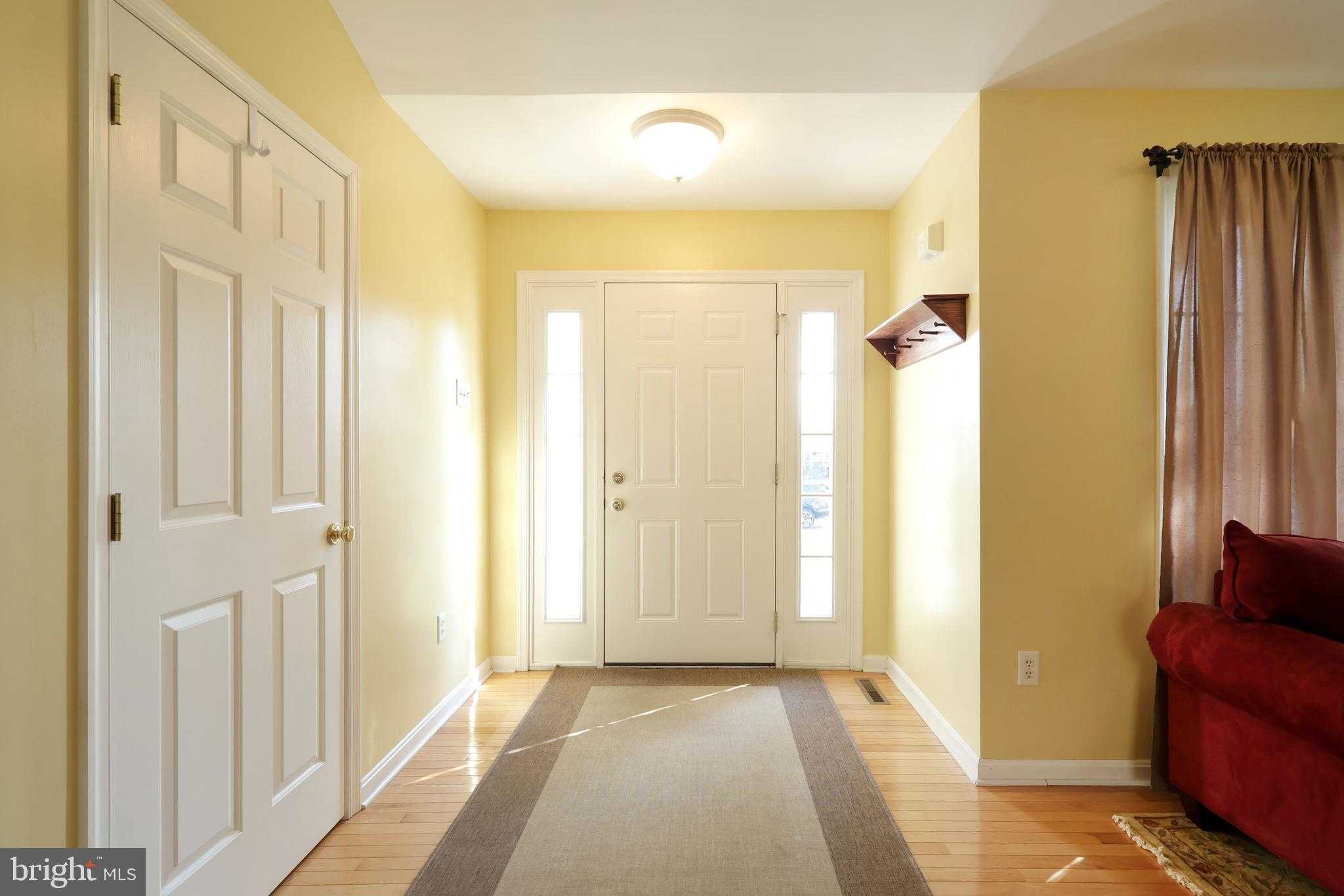 782 Tanager Dr photo 5