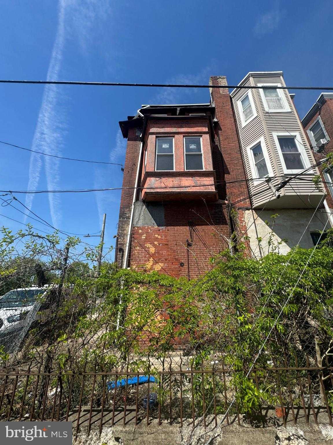 1917 N 33rd St photo 4