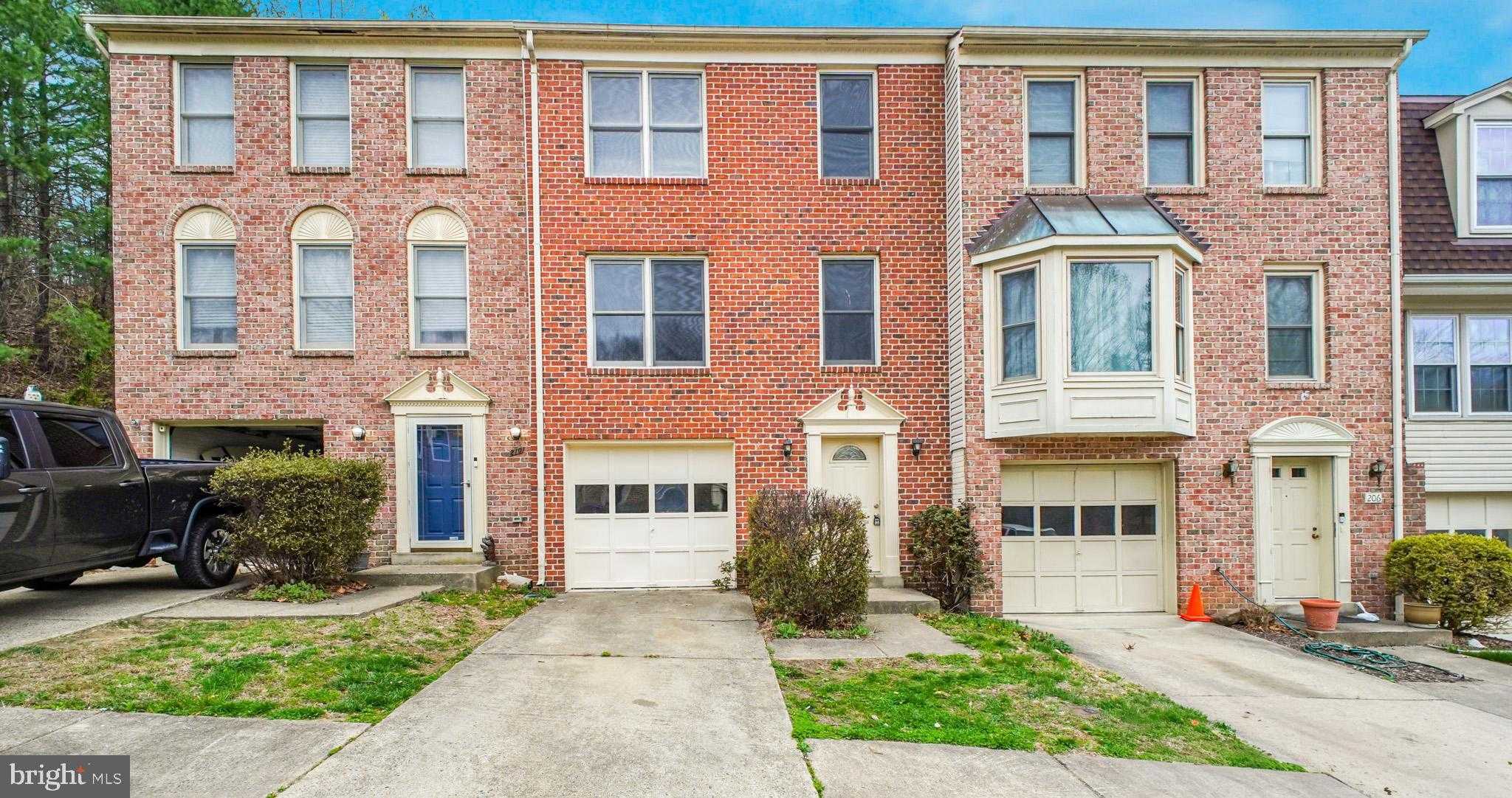 208 Rolling Hill CT, Stafford