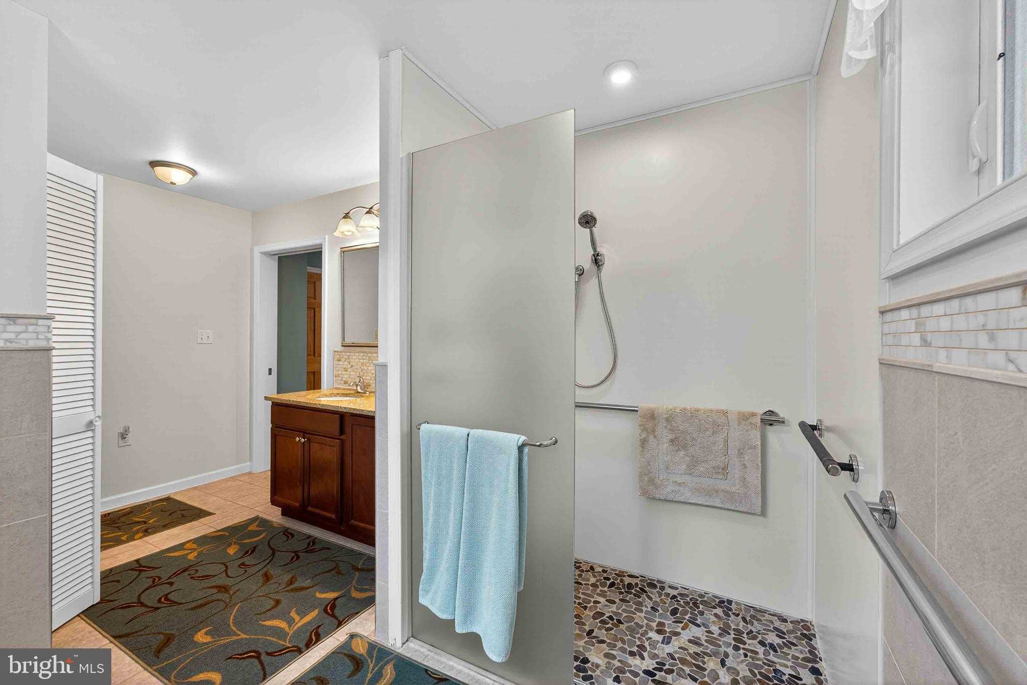 128 Nakora Dr photo 41