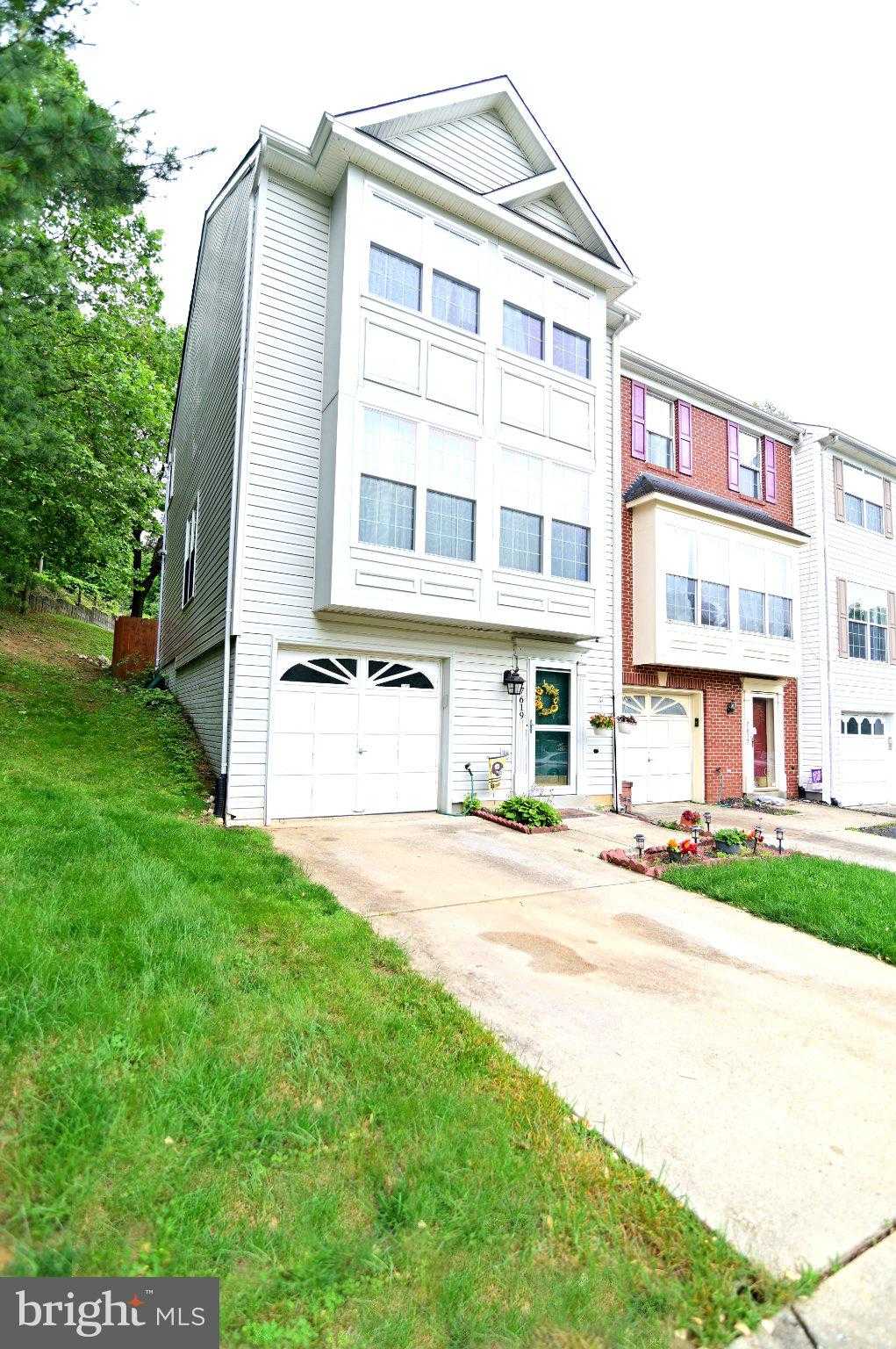 7619 Covent Gardens CT photo 3