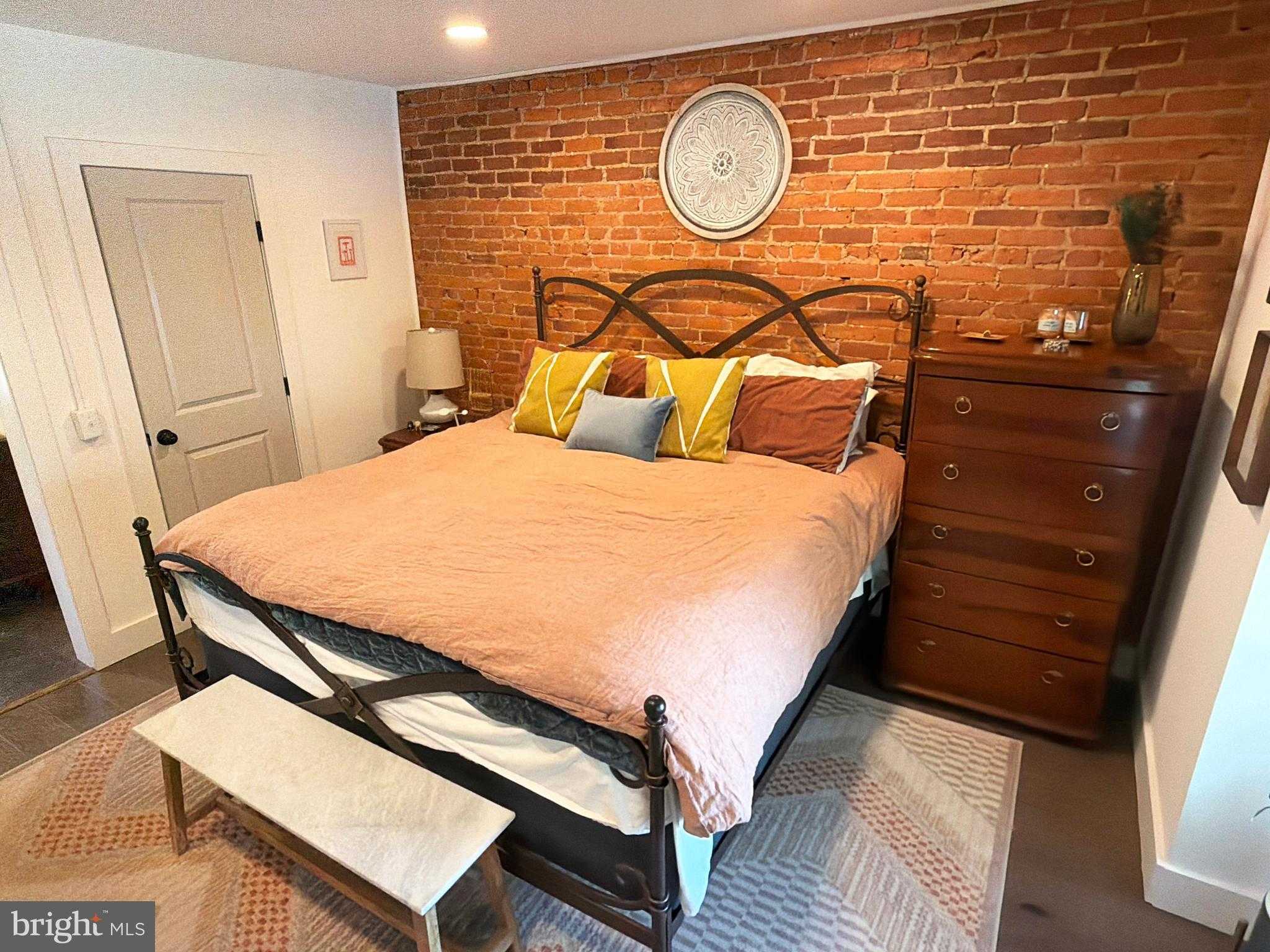 430 Nevin St photo 25