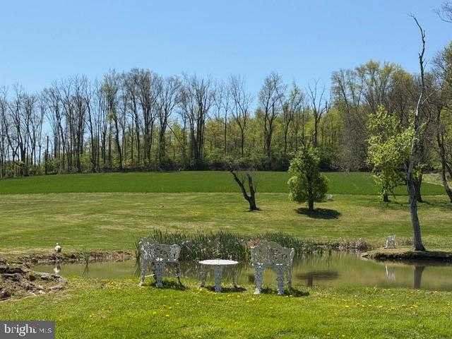 1283 Weisstown Rd photo 13