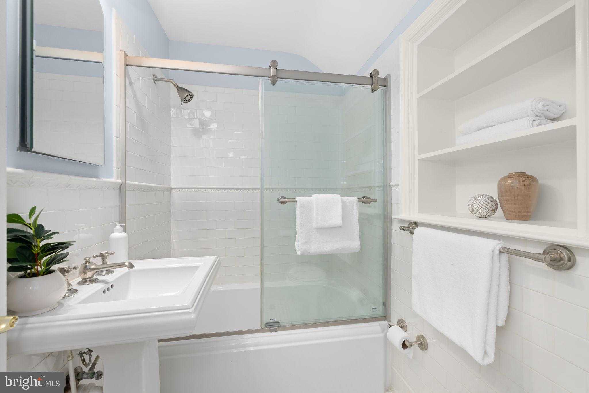 1105 N Powhatan St photo 29