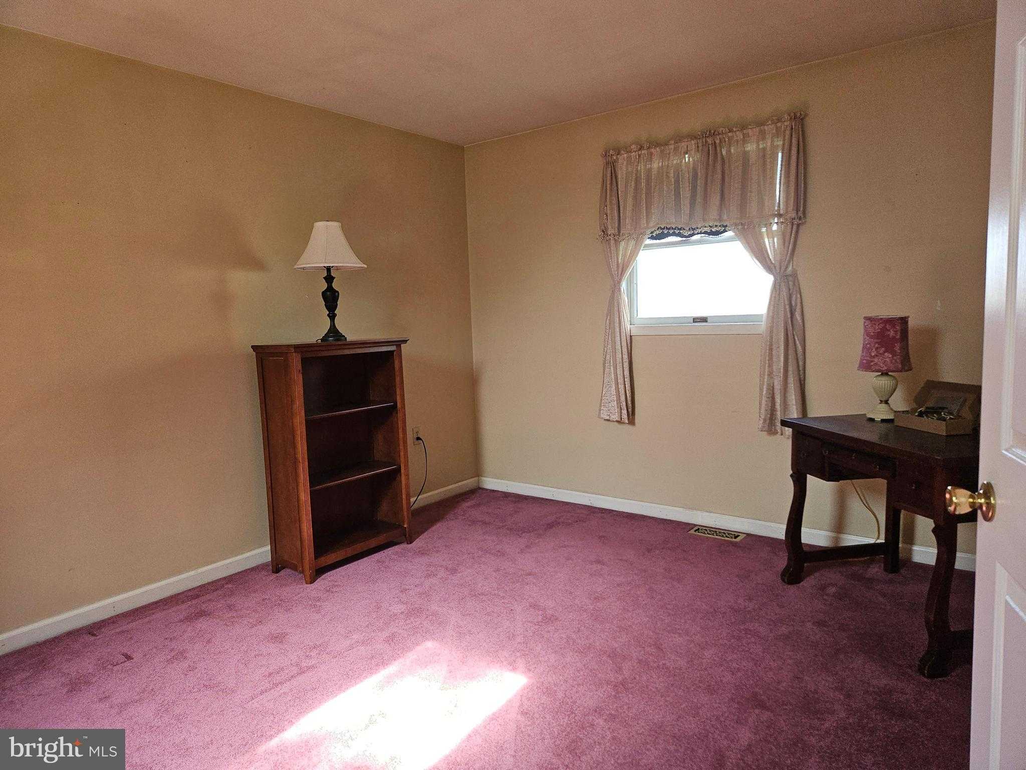 300 Quarry Rd photo 17