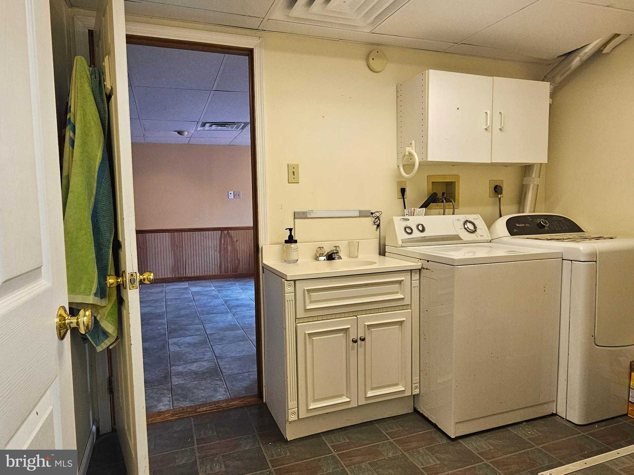 300 Quarry Rd photo 27