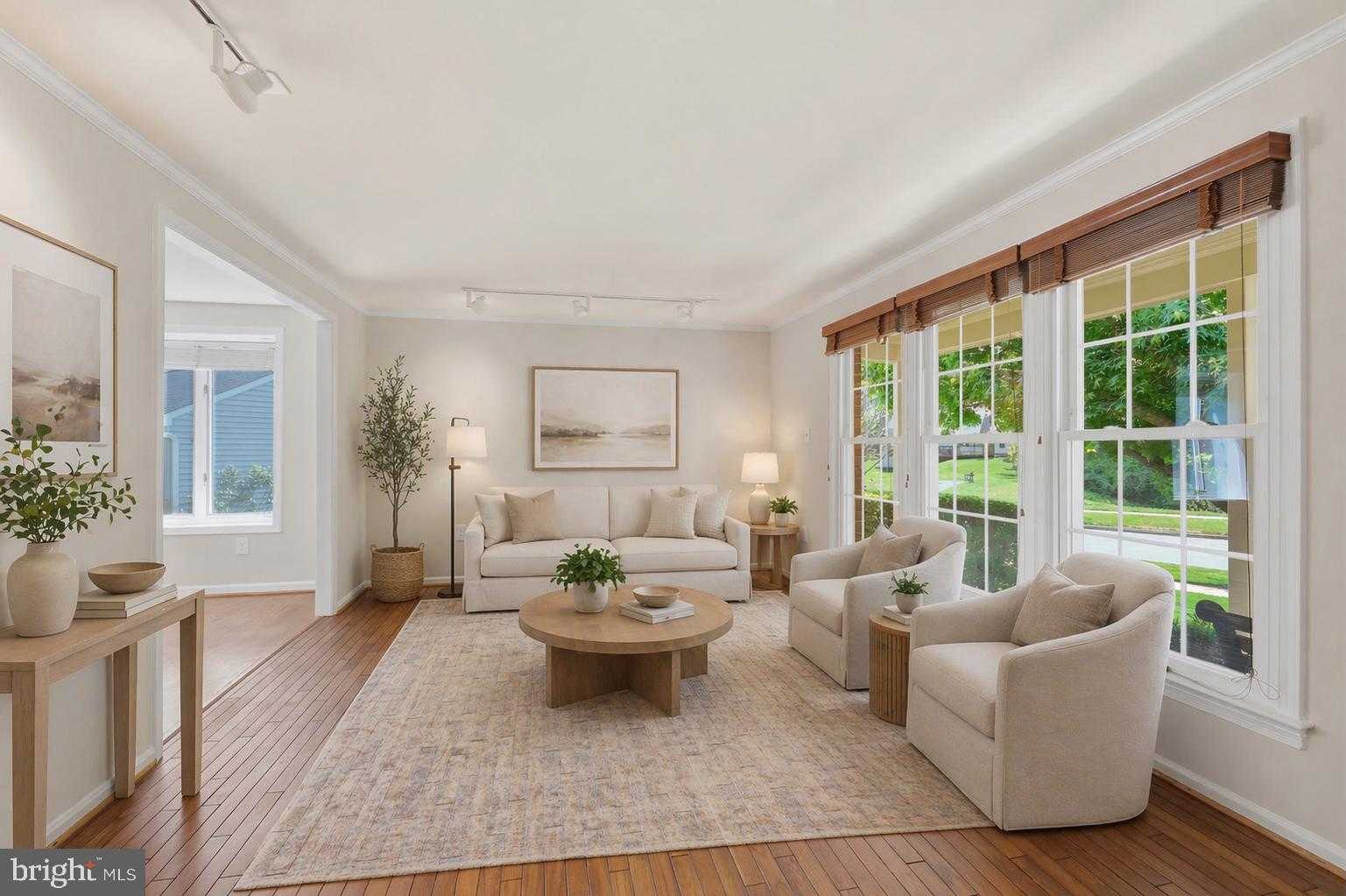 1429 Longhill Dr photo 5