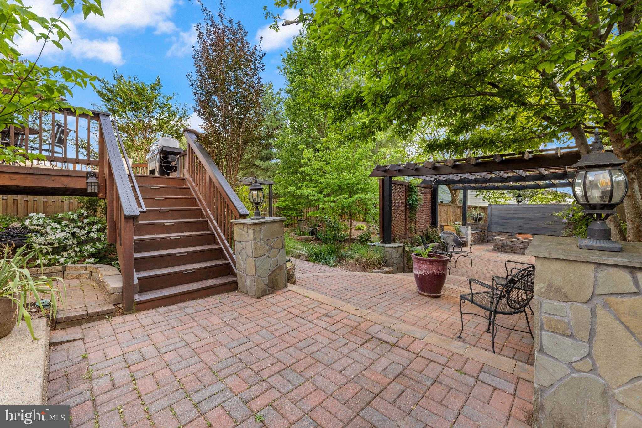 1919 Martina Way photo 36