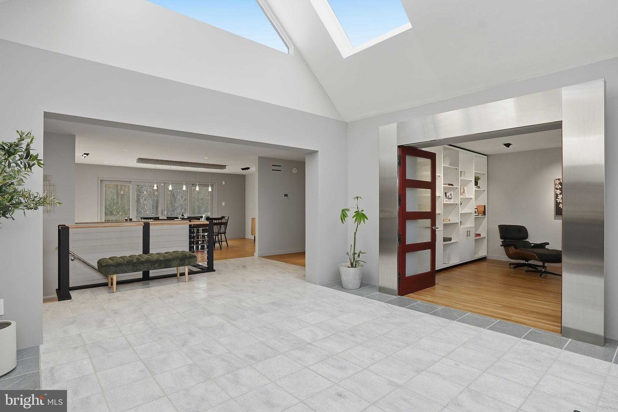 15130 Springfield Rd photo 6