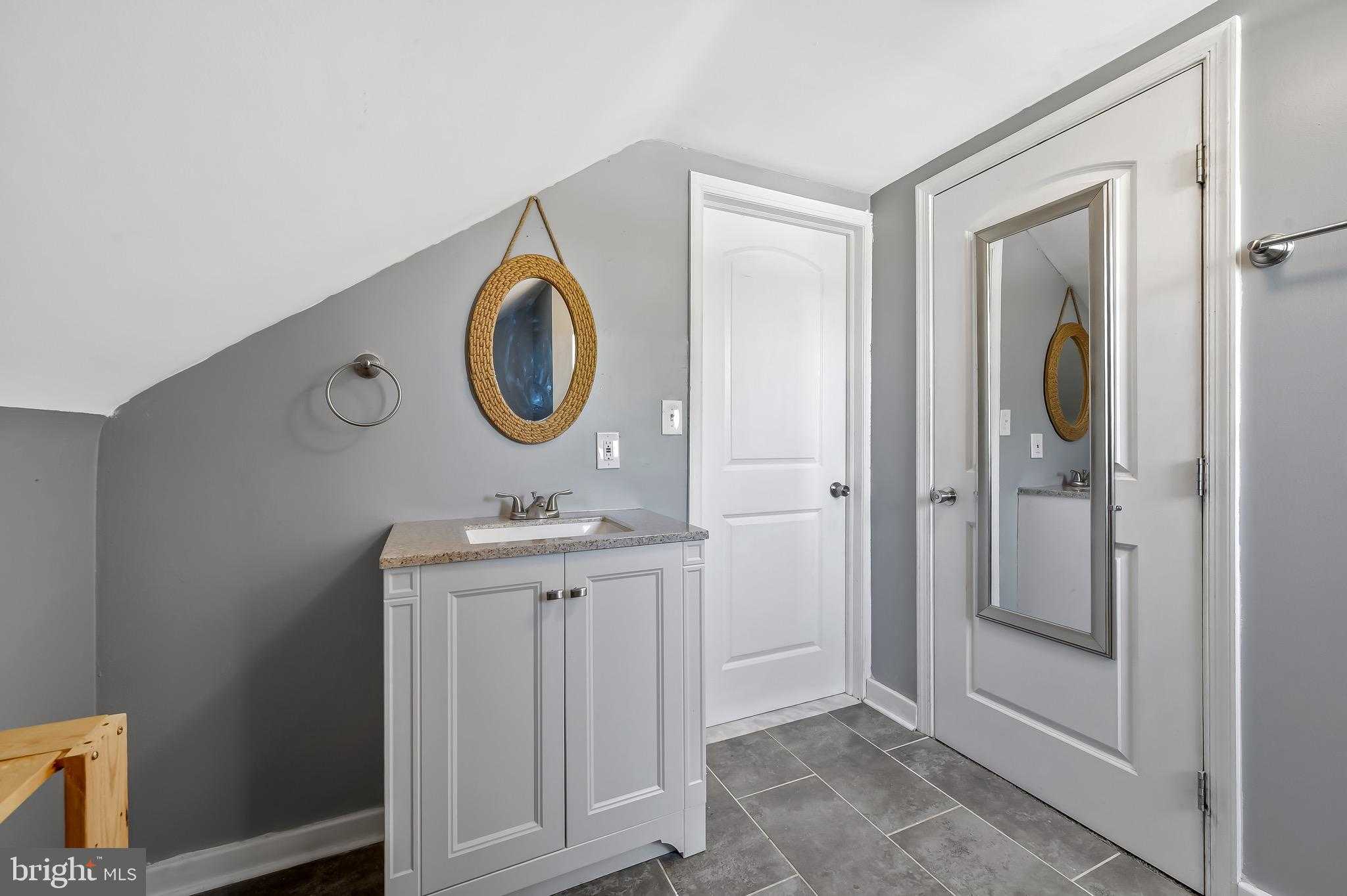 8201 Old Harford Rd photo 20