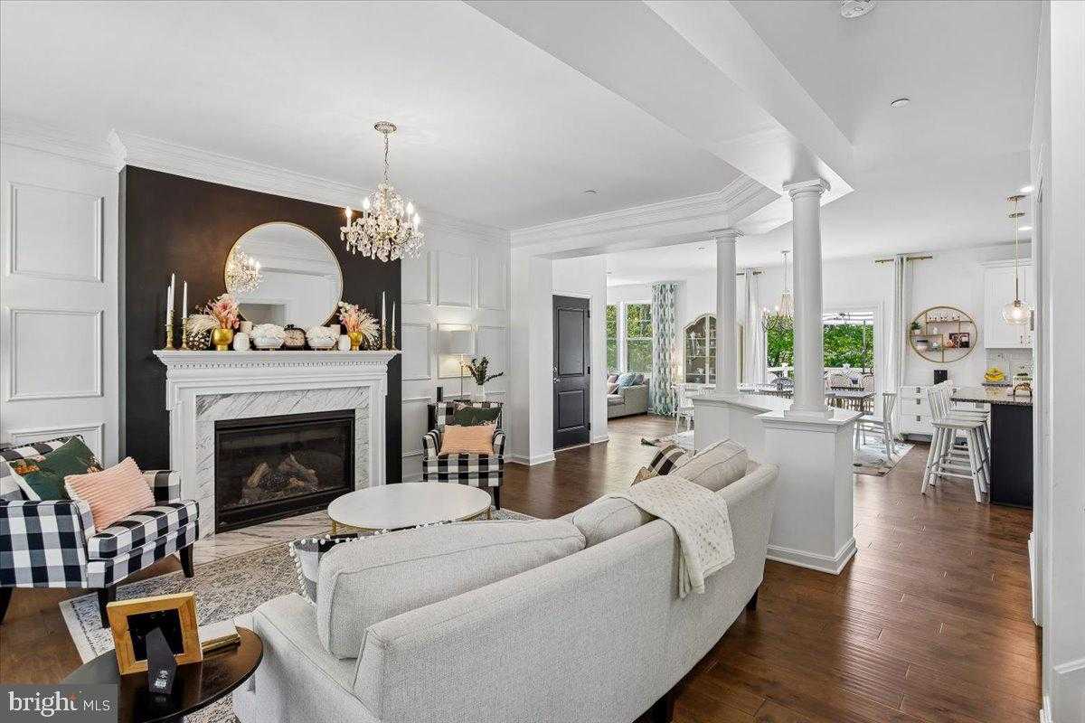 9244 Old Harford Rd photo 4