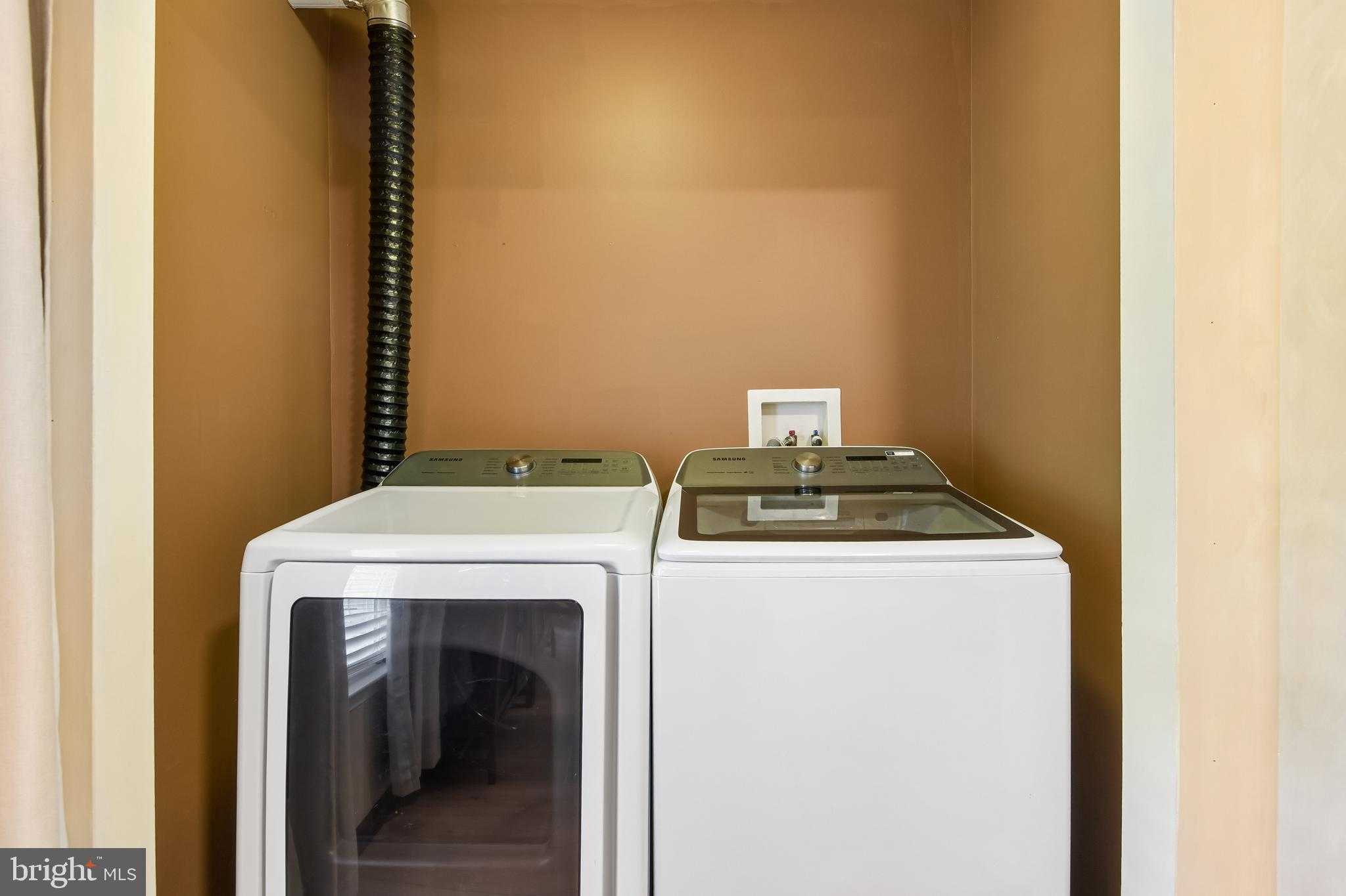 1969 Esther CT photo 8