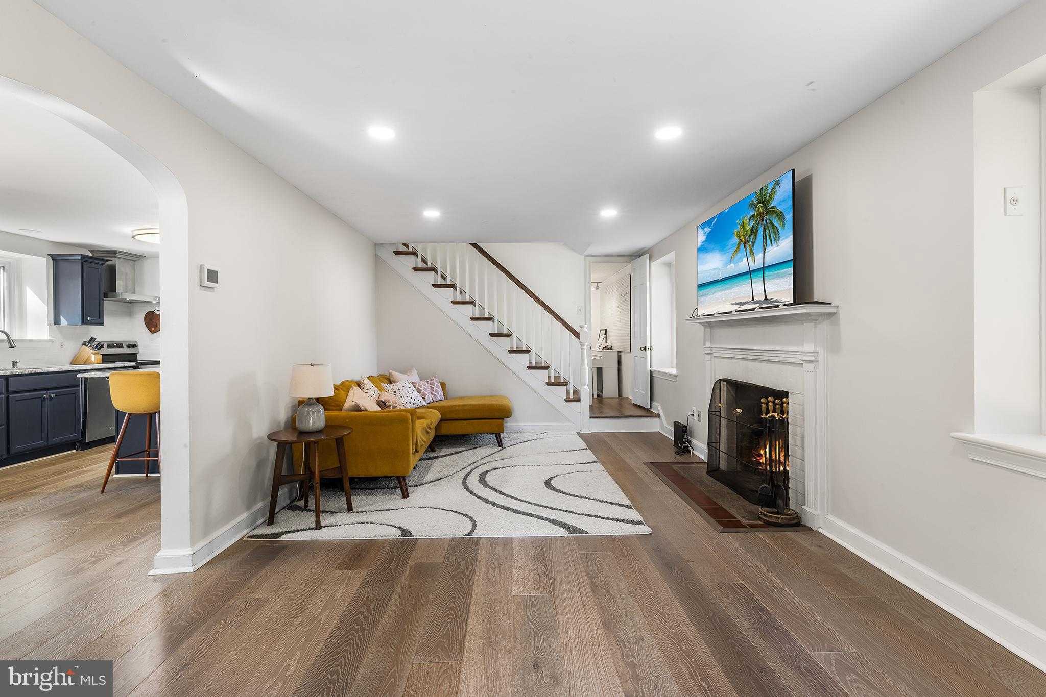 516 Berkley Rd photo 5