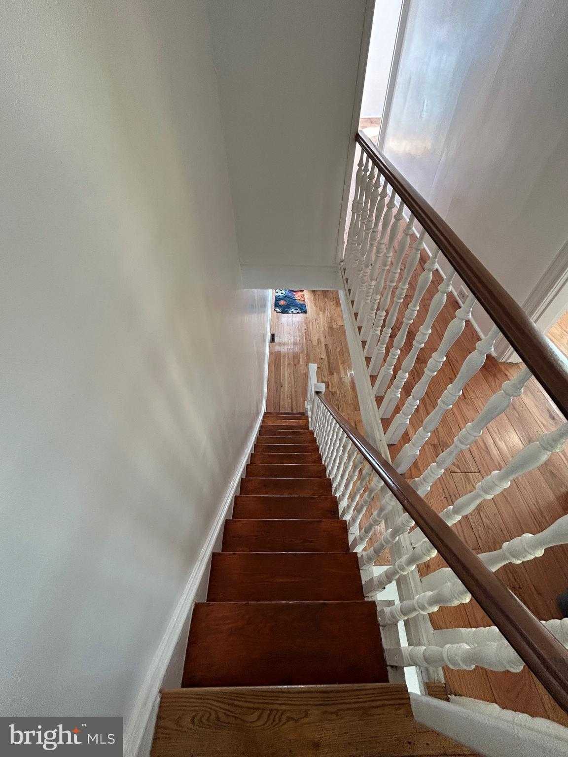 1515 Overington St photo 15